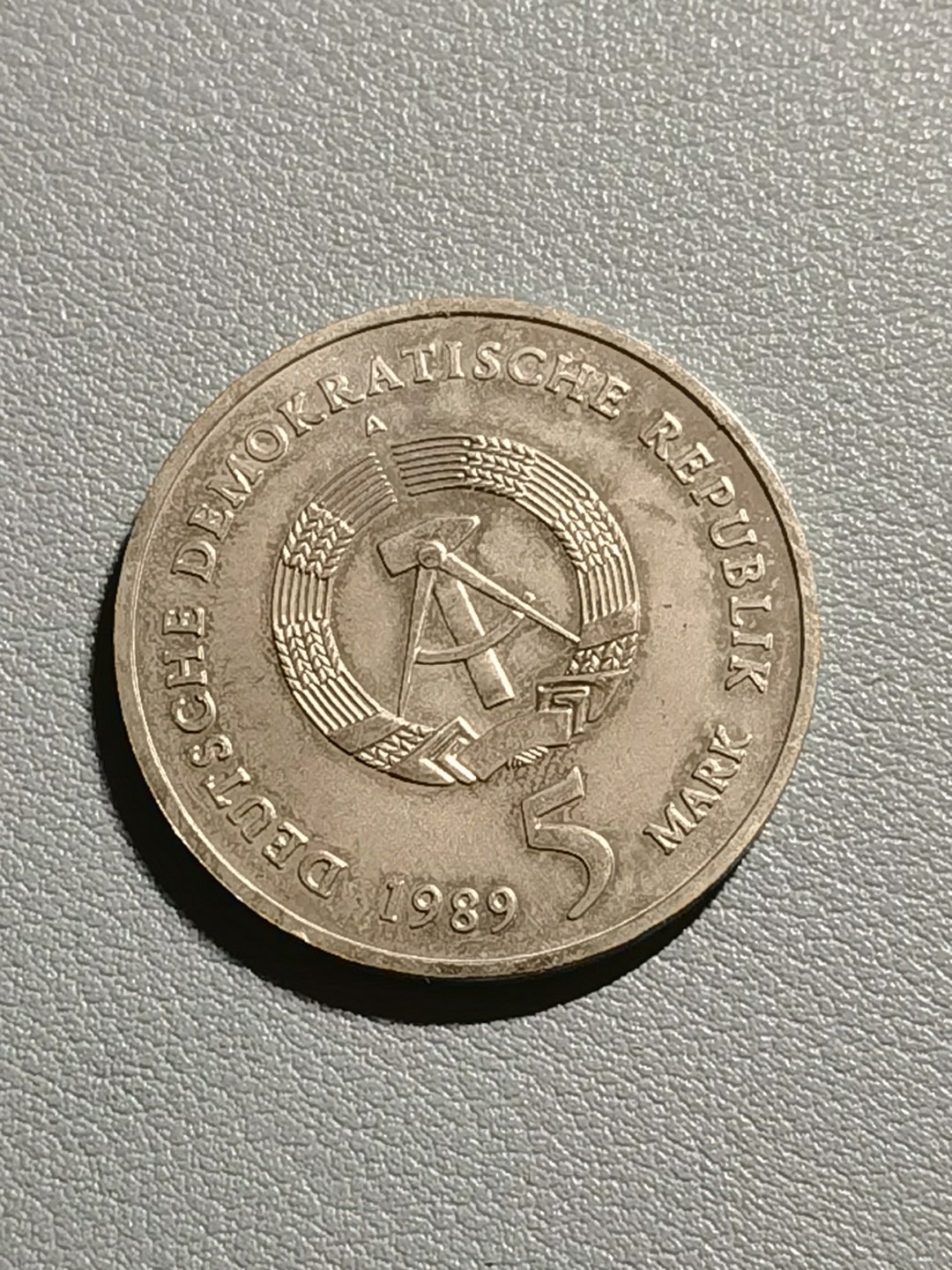 🧧乐享宝藏💰20221112期专场~东德钱币大集 民主德国5马克纪念币~茨维考圣凯瑟琳教堂