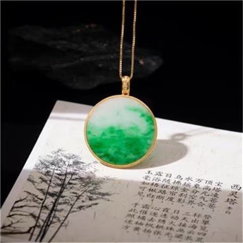 天然翡翠吊坠金镶嵌挂件玉坠糯种天然缅甸玉简约气质女款