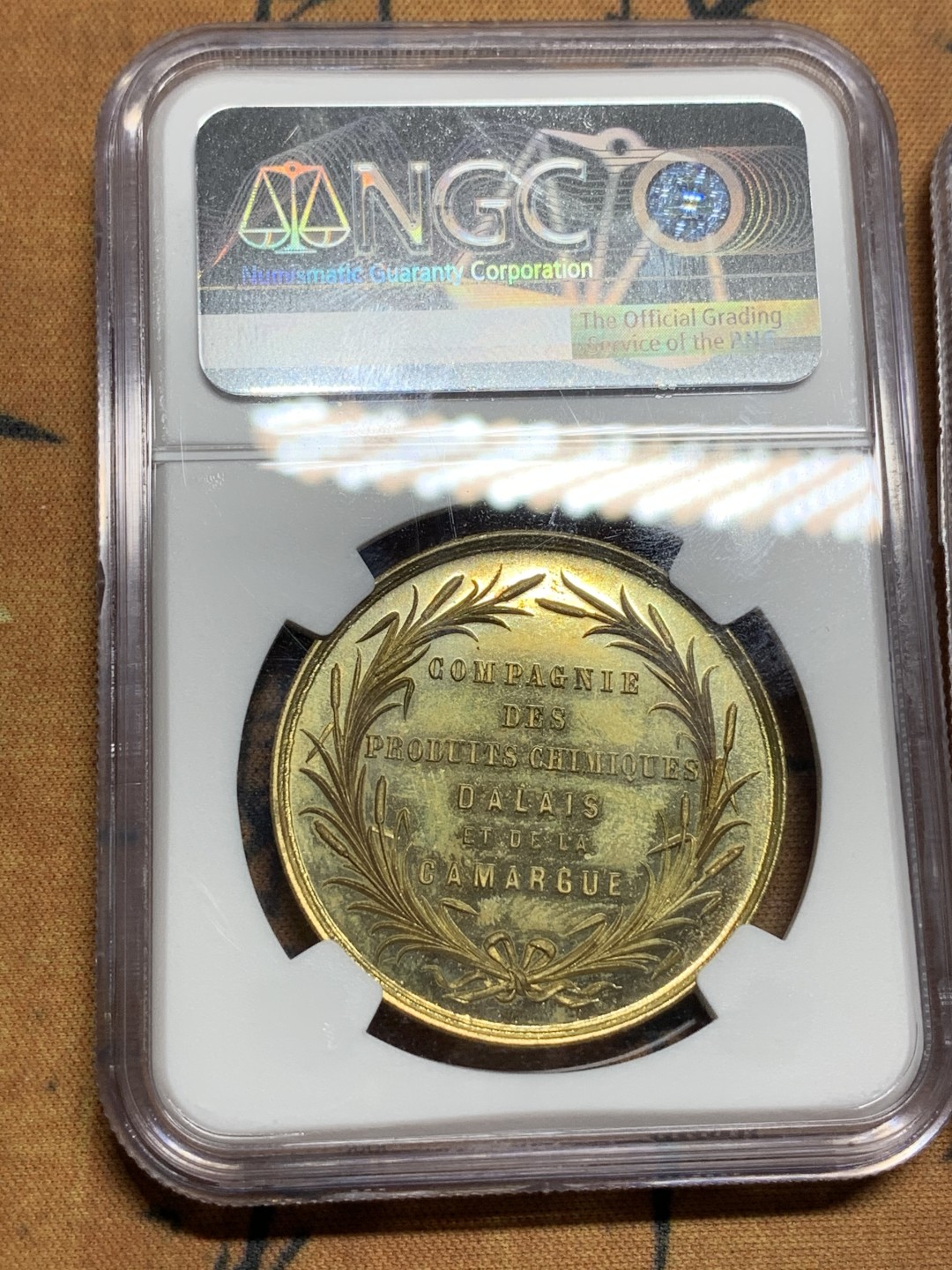 《竞宝斋》第115场-周日，周一 ，2场连拍（全场包邮） NGC-MS63/64/64 法国 十九世纪 Alais-Camargue贸易公司银铝铜章三枚 设计漂亮 银章五彩