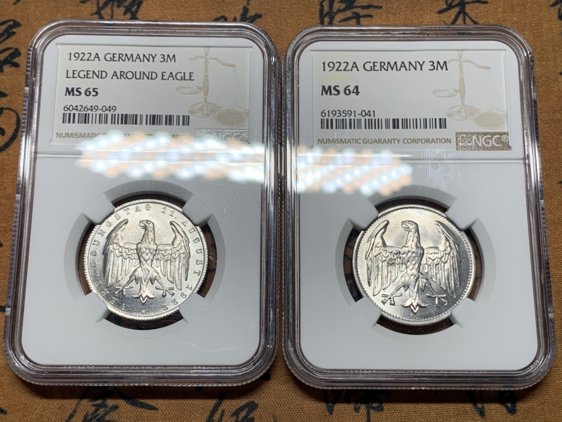 《竞宝斋》第115场-周日，周一 ，2场连拍（全场包邮） NGC-MS64/65 德国 1922年A版3马克铝币一对，不同版别，一次收集