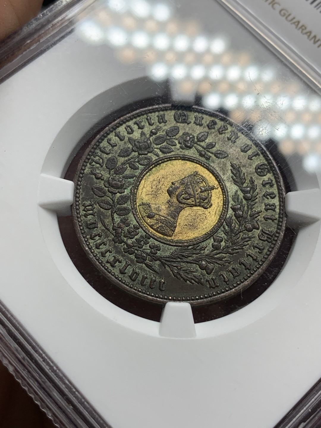 《竞宝斋》第115场-周日，周一 ，2场连拍（全场包邮） NGC AU55 英国 1848 维多利亚Model双金属克朗  状态好 给分偏低