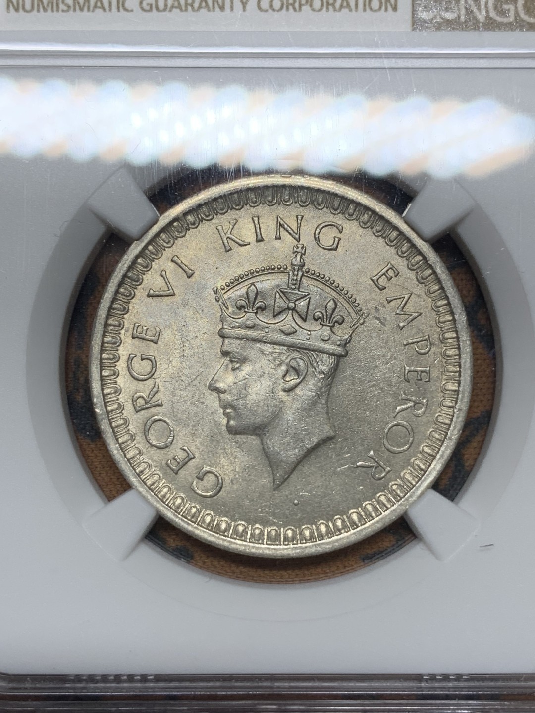 《竞宝斋》第115场-周日，周一 ，2场连拍（全场包邮） NGC-MS63 英属印度 1942年（B） 乔六1卢比银币 凝霜银光状态好