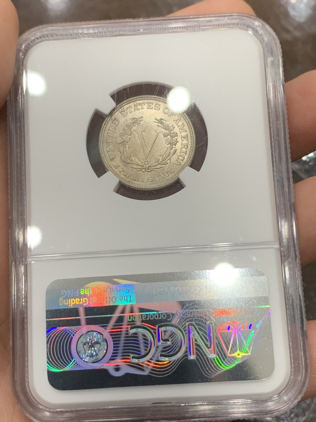 《竞宝斋》第115场-周日，周一 ，2场连拍（全场包邮） NGC-MS64 美国1883 老版5分 无CENTS版本 女神头像发丝和树叶纹路清晰可见 十字转光 难得专挑