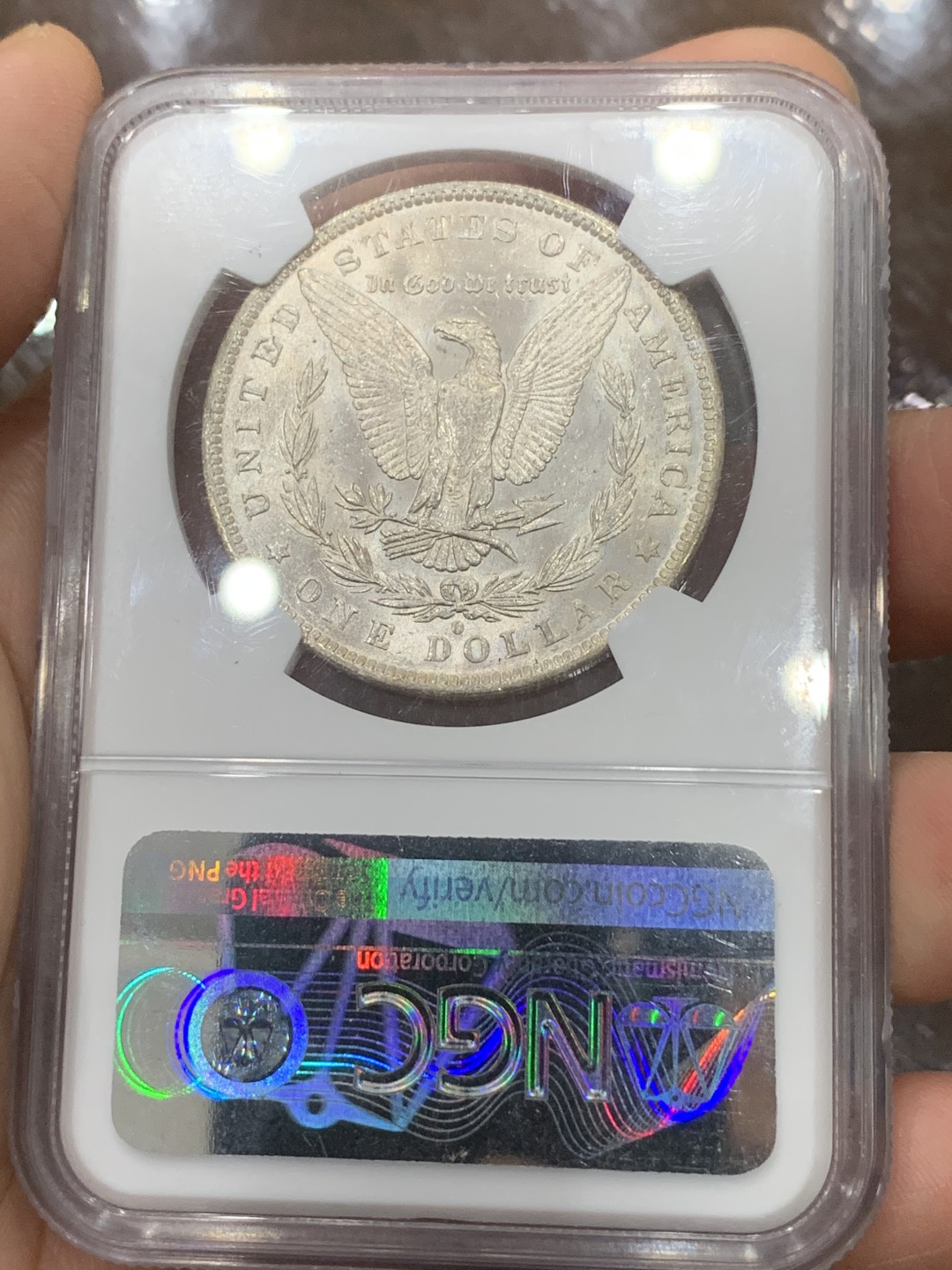 《竞宝斋》第115场-周日，周一 ，2场连拍（全场包邮） NGC-MS64 美国 1883年 摩根银币 卷首彩 状态很不错