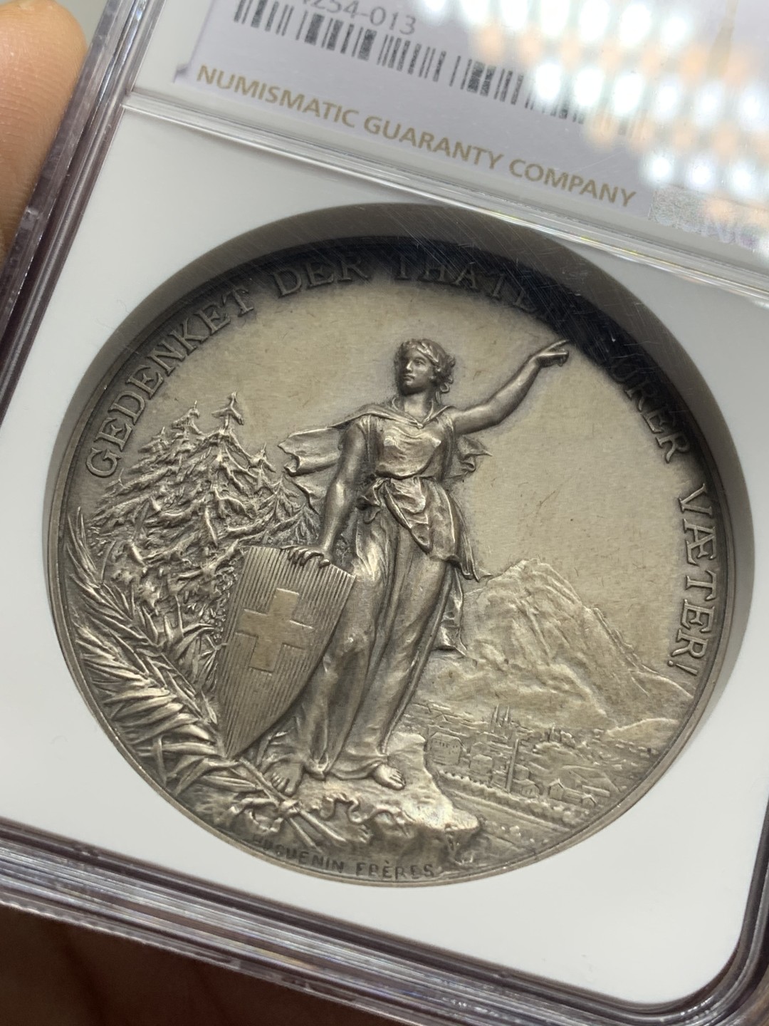 《竞宝斋》第115场-周日，周一 ，2场连拍（全场包邮） NGC MS62 瑞士1892年格拉鲁斯射击节女神大银章 高浮雕加厚评级盒