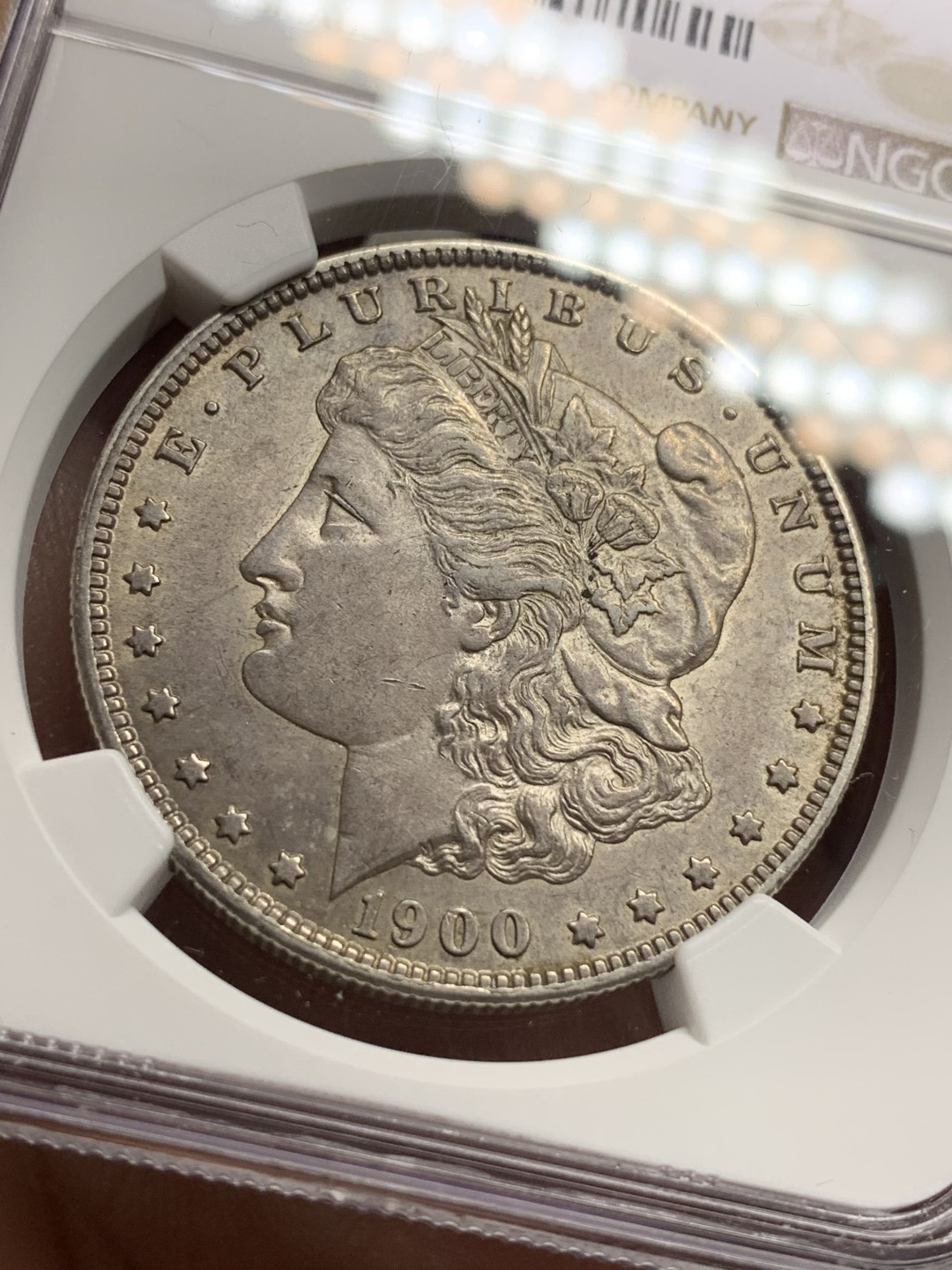 《竞宝斋》第115场-周日，周一 ，2场连拍（全场包邮） NGC-MS63 美国1900-O年 摩根一元大银币 原光淡彩 非常漂亮