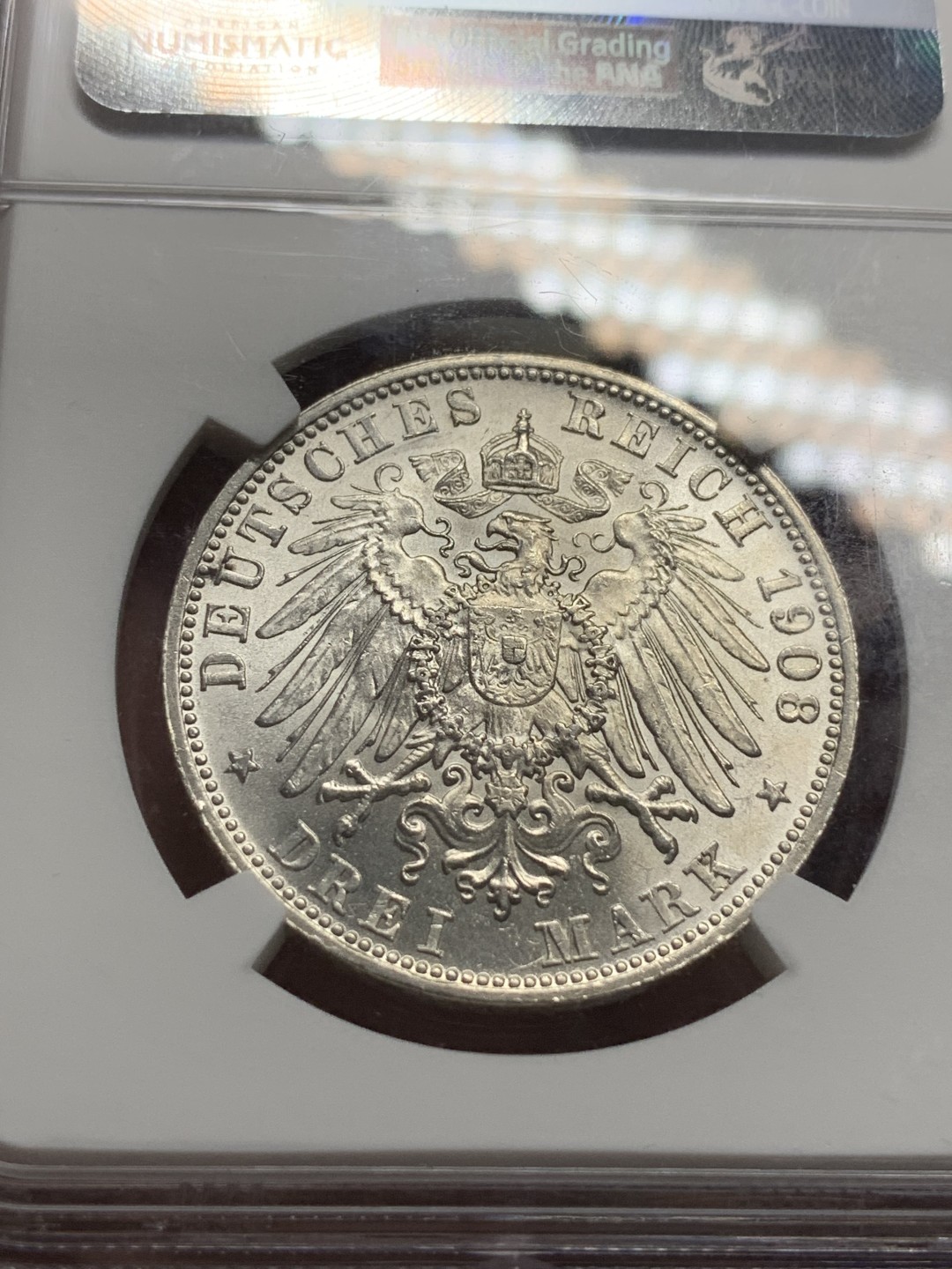 《竞宝斋》第115场-周日，周一 ，2场连拍（全场包邮） NGC-MS62 1908年巴伐利亚流通3马克银币，奥托国王像。原色银光，状态极佳。此版流通充分，高分较摄政王版少很多