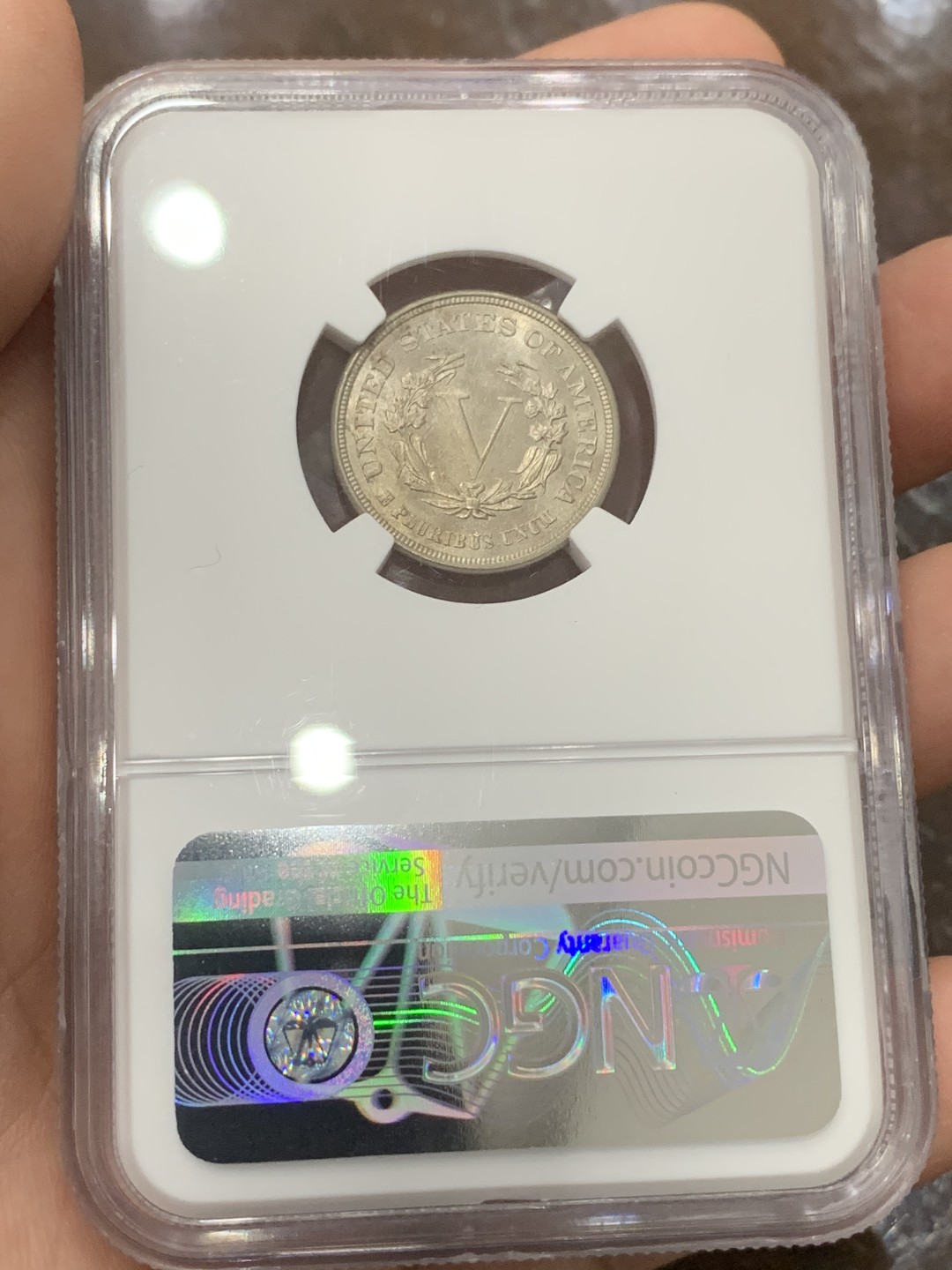 《竞宝斋》第115场-周日，周一 ，2场连拍（全场包邮） NGC-MS64 美国1883 老版5分 无CENTS版本 女神头像发丝和树叶纹路清晰可见 十字转光 难得专挑