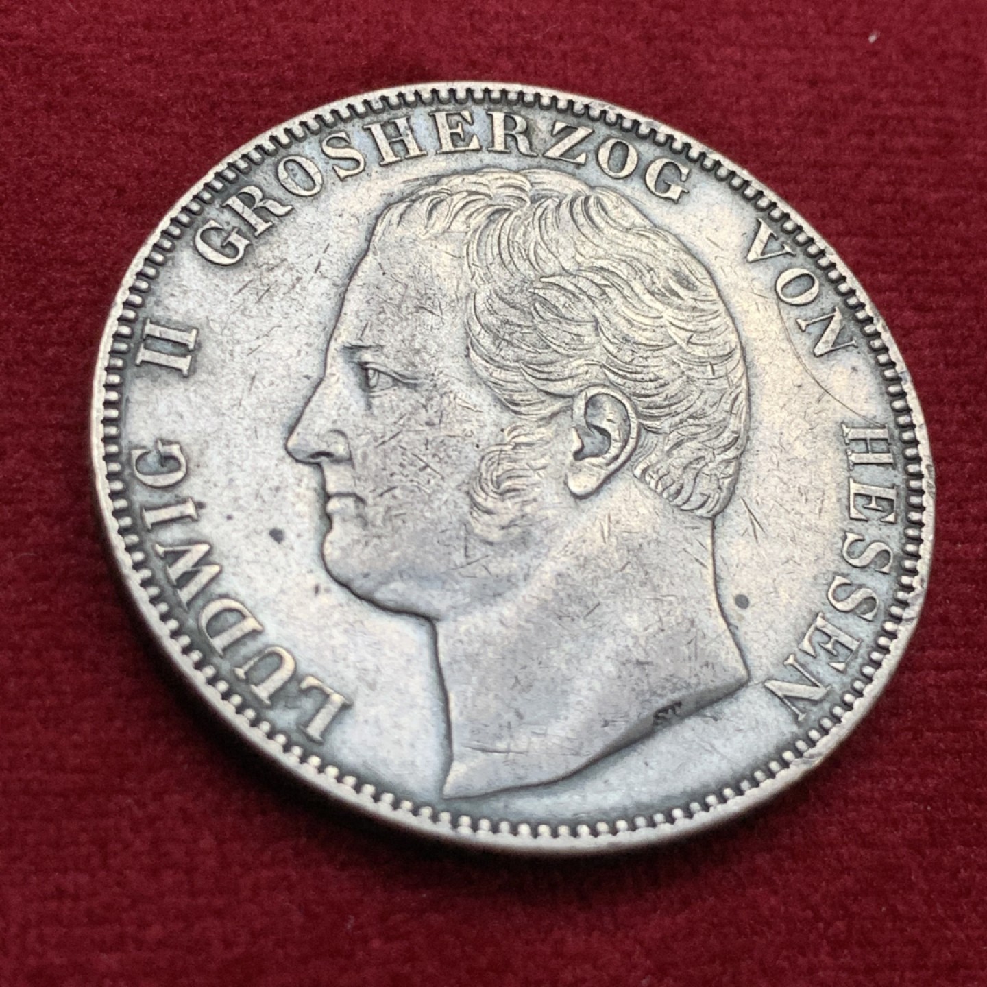 《竞宝斋》第115场-周日，周一 ，2场连拍（全场包邮） 1840年 德国 黑森达姆施塔特2泰勒 银币 37克大银币 细节非常不错