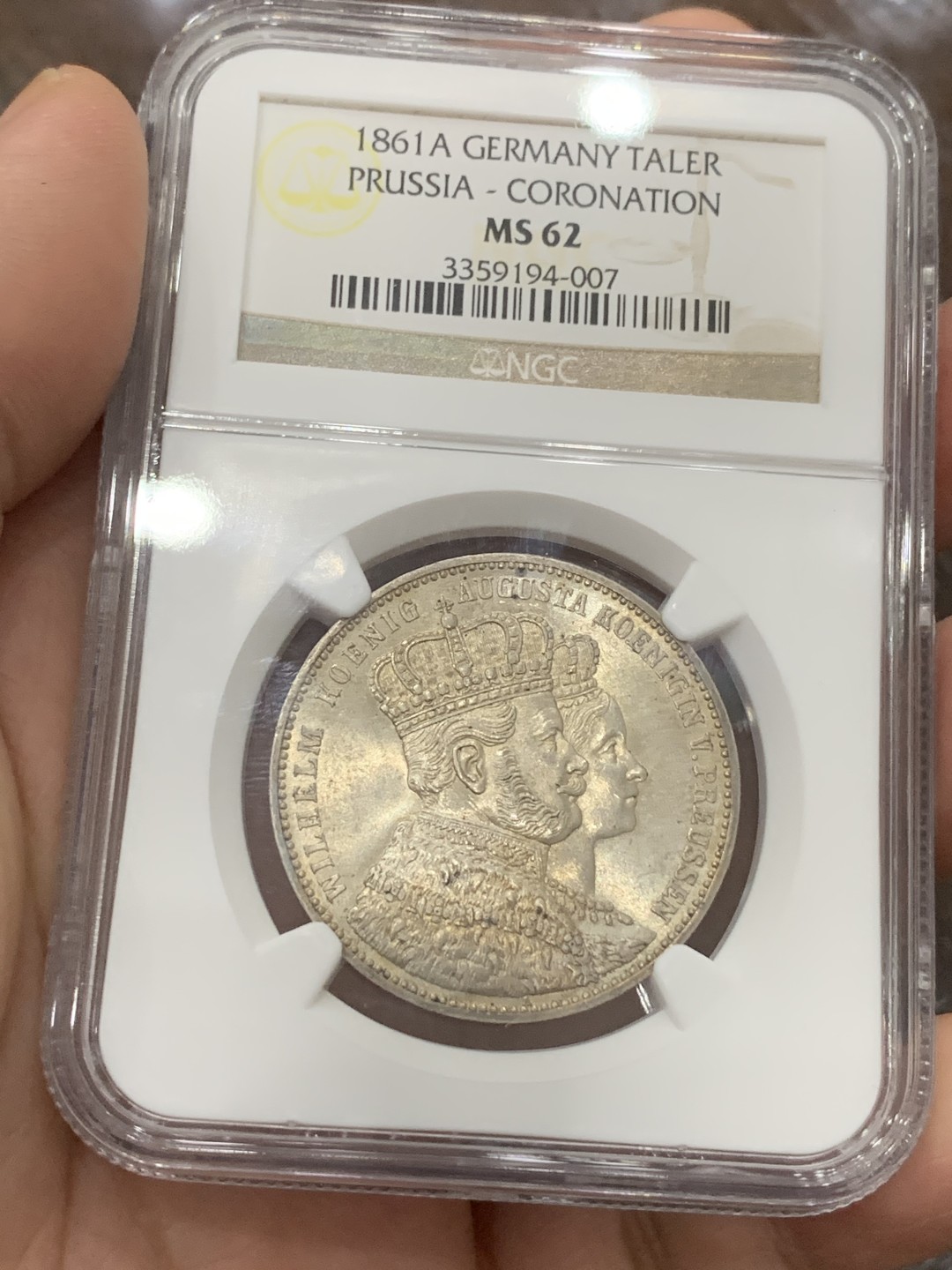 《竞宝斋》第115场-周日，周一 ，2场连拍（全场包邮） NGC MS-62 德国普鲁士 1861年 登基毛衣泰勒 银币