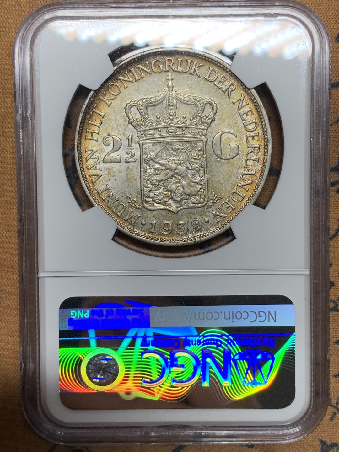 《竞宝斋》第115场-周日，周一 ，2场连拍（全场包邮） NGC-MS62 荷兰1939年 威廉米娜女王 2.5盾大银币 原光好品