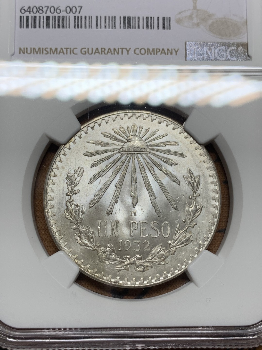 《竞宝斋》第115场-周日，周一 ，2场连拍（全场包邮） NGC-MS66 墨西哥1932年 小鹰洋 开9版 1比索银币 顶级分数