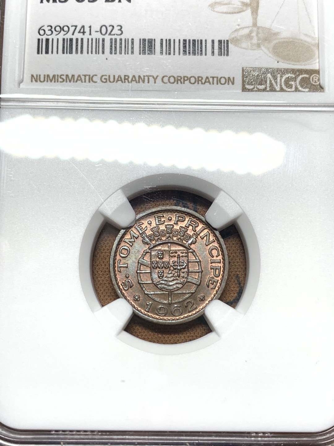 《竞宝斋》第115场-周日，周一 ，2场连拍（全场包邮） NGC MS63BN 葡属圣多美和普林西比1962年20分铜币