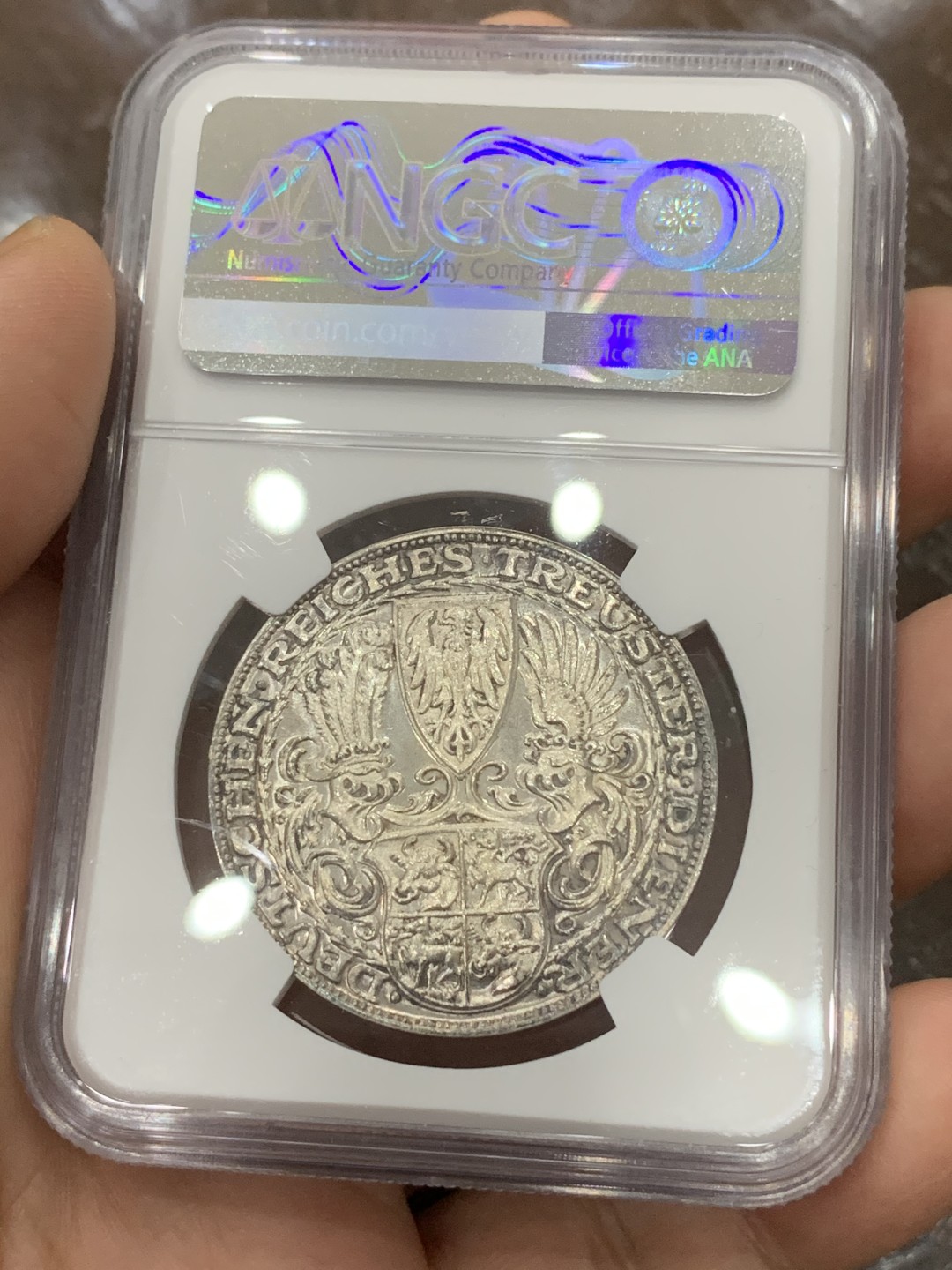 《竞宝斋》第115场-周日，周一 ，2场连拍（全场包邮） NGC-MS62 德国1927年兴登堡80大寿银章 深彩包浆 厚重而美丽