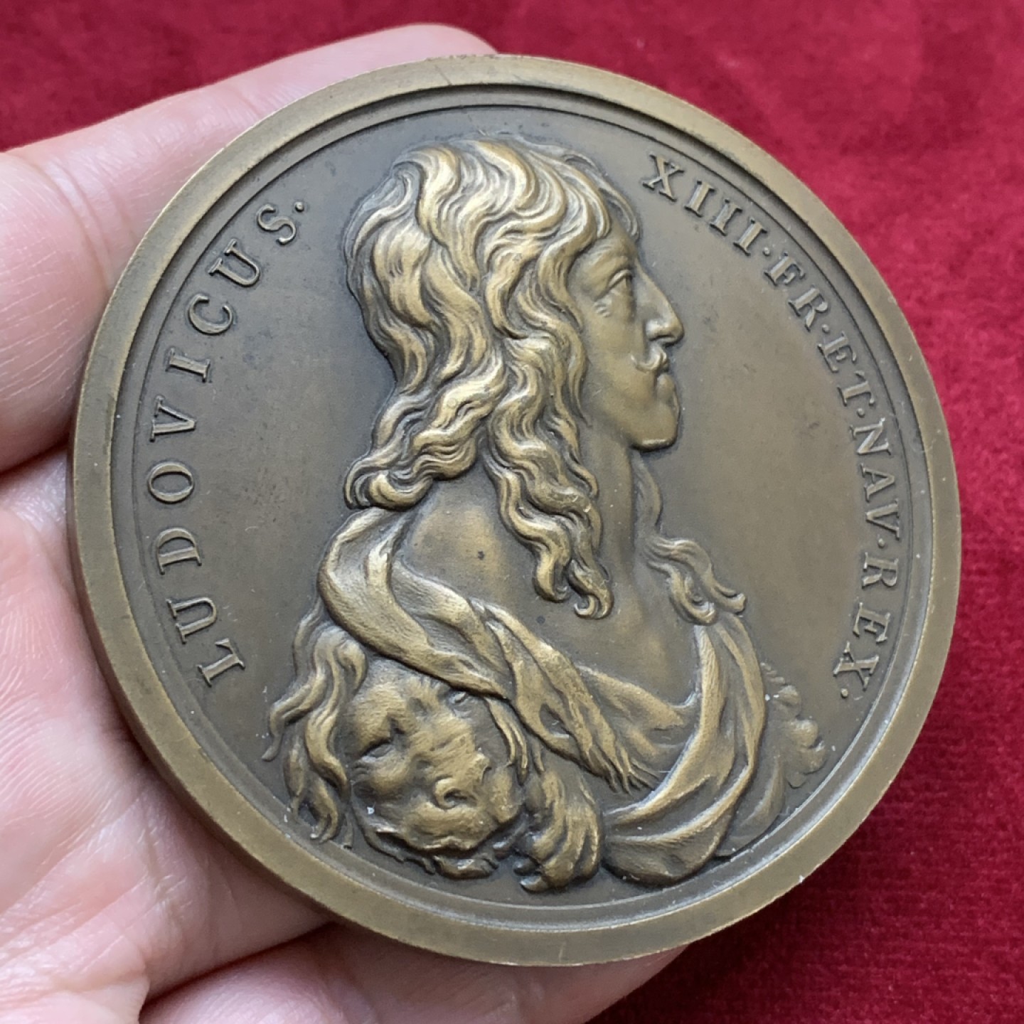 《竞宝斋》第115场-周日，周一 ，2场连拍（全场包邮） 1637年法国路易十三  星座大铜章（20世纪初铸造），直径72mm，重量182g 超大规格 细节精细