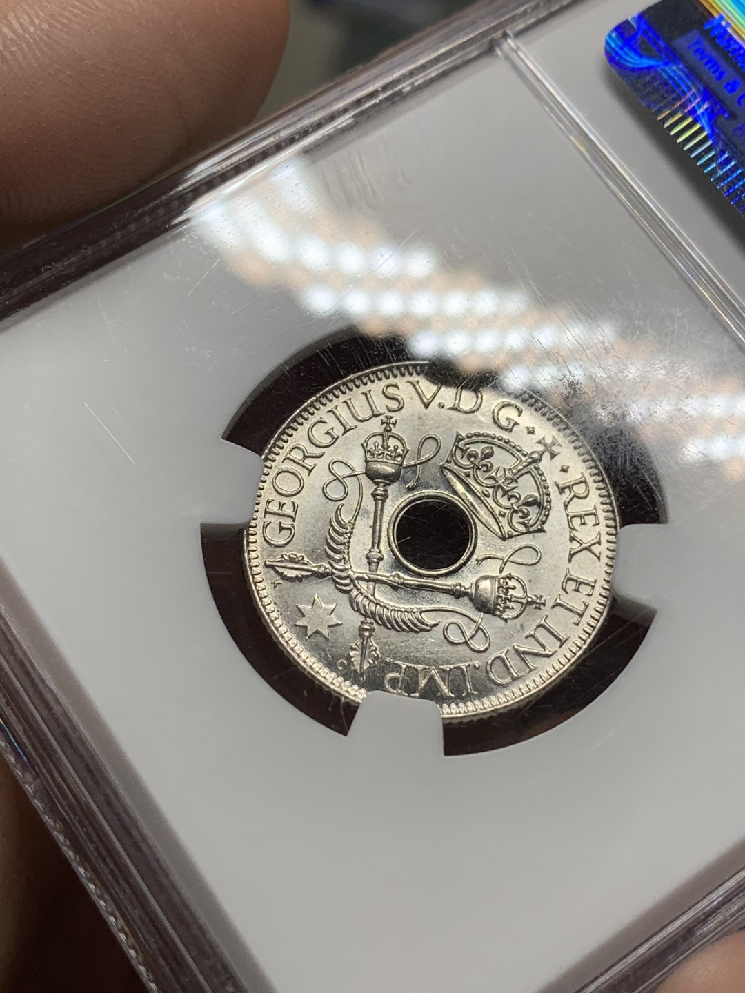 《竞宝斋》第115场-周日，周一 ，2场连拍（全场包邮） NGC MS65 1945 英属 新几内亚1先令 银币 高分难得