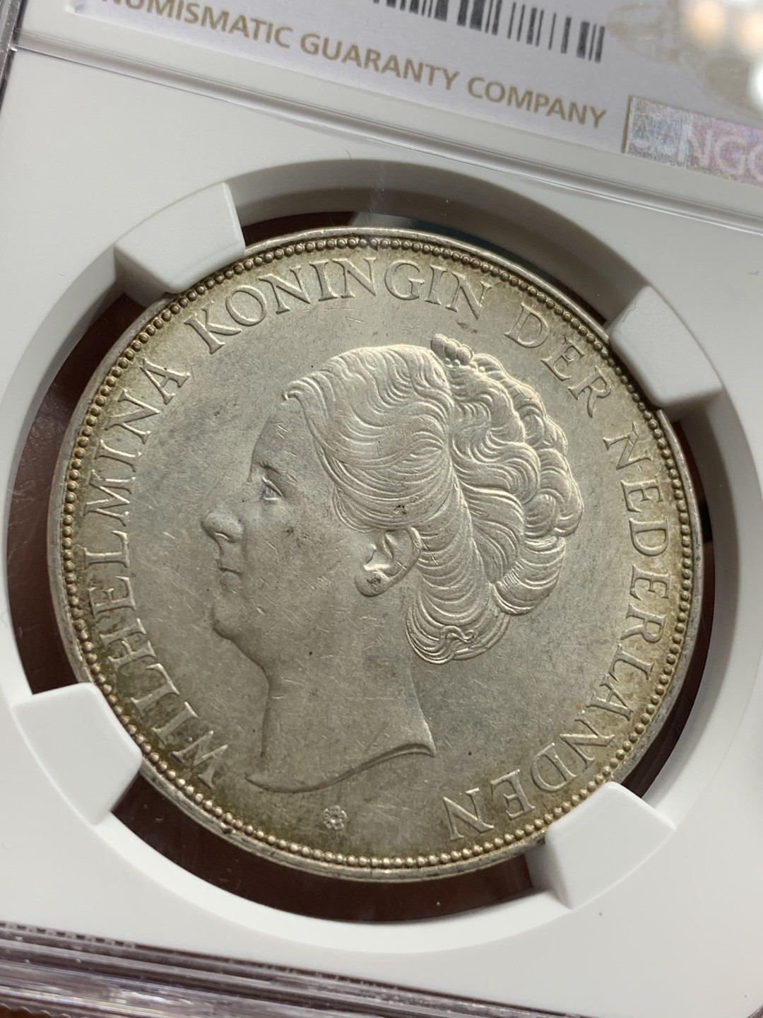 《竞宝斋》第115场-周日，周一 ，2场连拍（全场包邮） NGC-MS62 荷兰1939年 威廉米娜女王 2.5盾大银币 原光好品