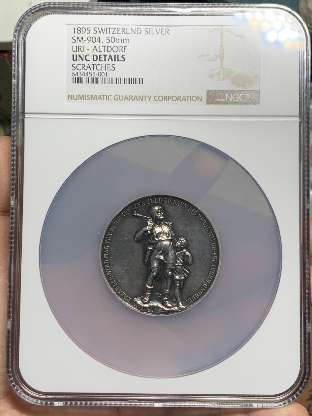 《竞宝斋》第115场-周日，周一 ，2场连拍（全场包邮） NGC UNC 1895年瑞士乌里州射击节大银章，50MM，厚重高浮雕，NGC大盒子,少见品种