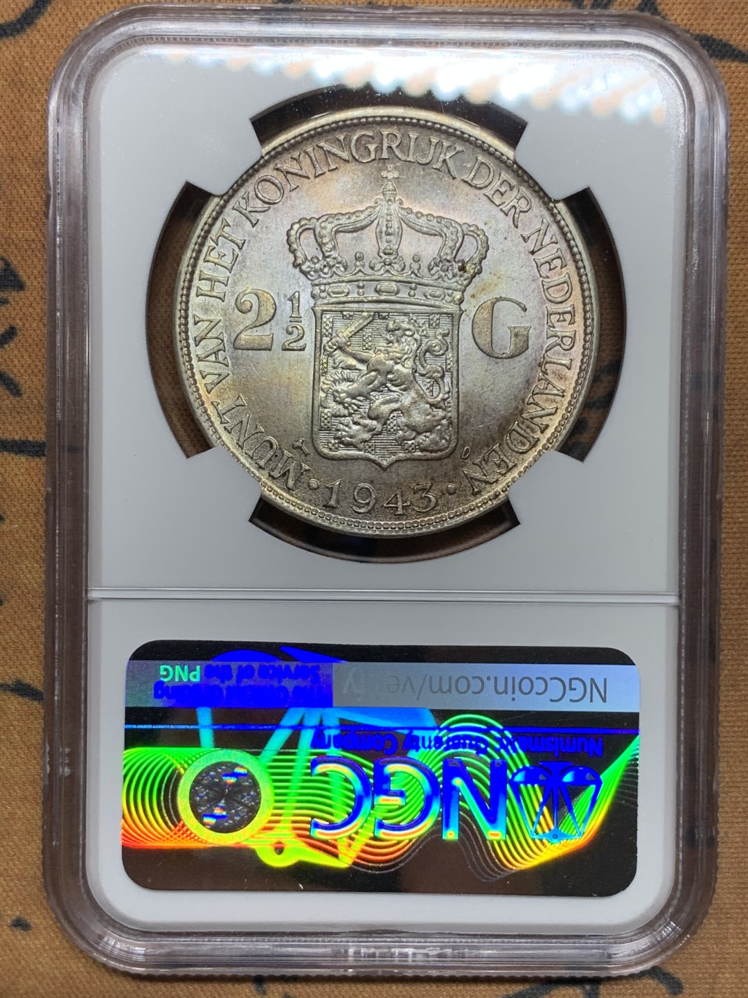 《竞宝斋》第115场-周日，周一 ，2场连拍（全场包邮） NGC-MS64 荷属印度 1943年 威廉米娜2.5盾大银币 殖民地品种 暴涨的系列