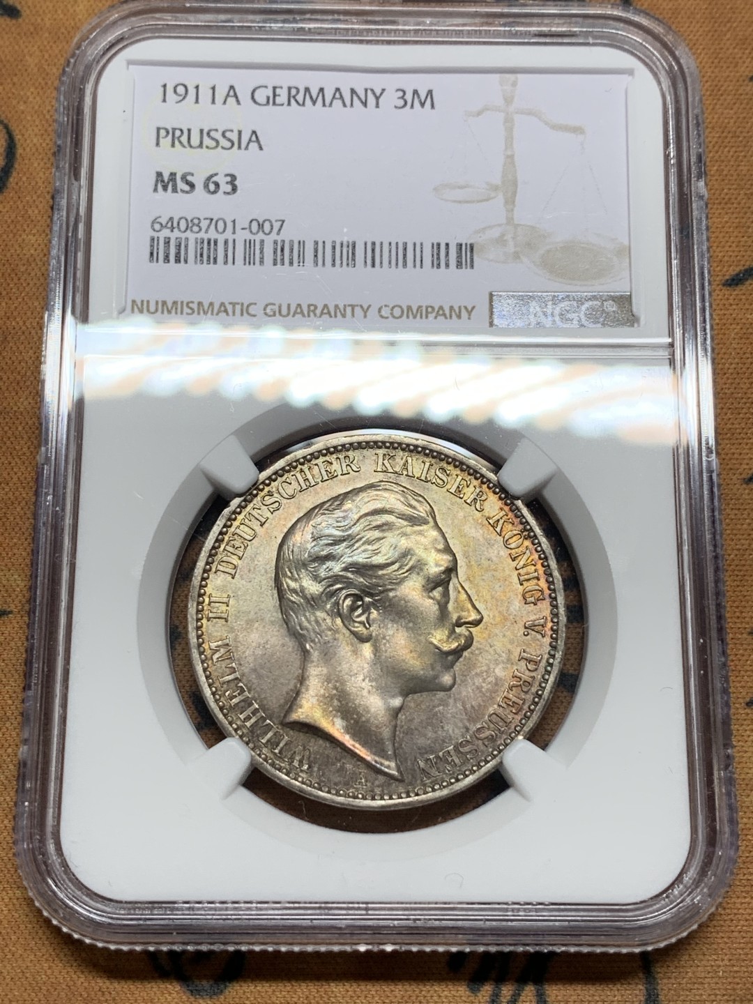 《竞宝斋》第115场-周日，周一 ，2场连拍（全场包邮） NGC-MS63 德国普鲁士 1911年 威廉二世 3马克银币 五彩包浆 非常漂亮