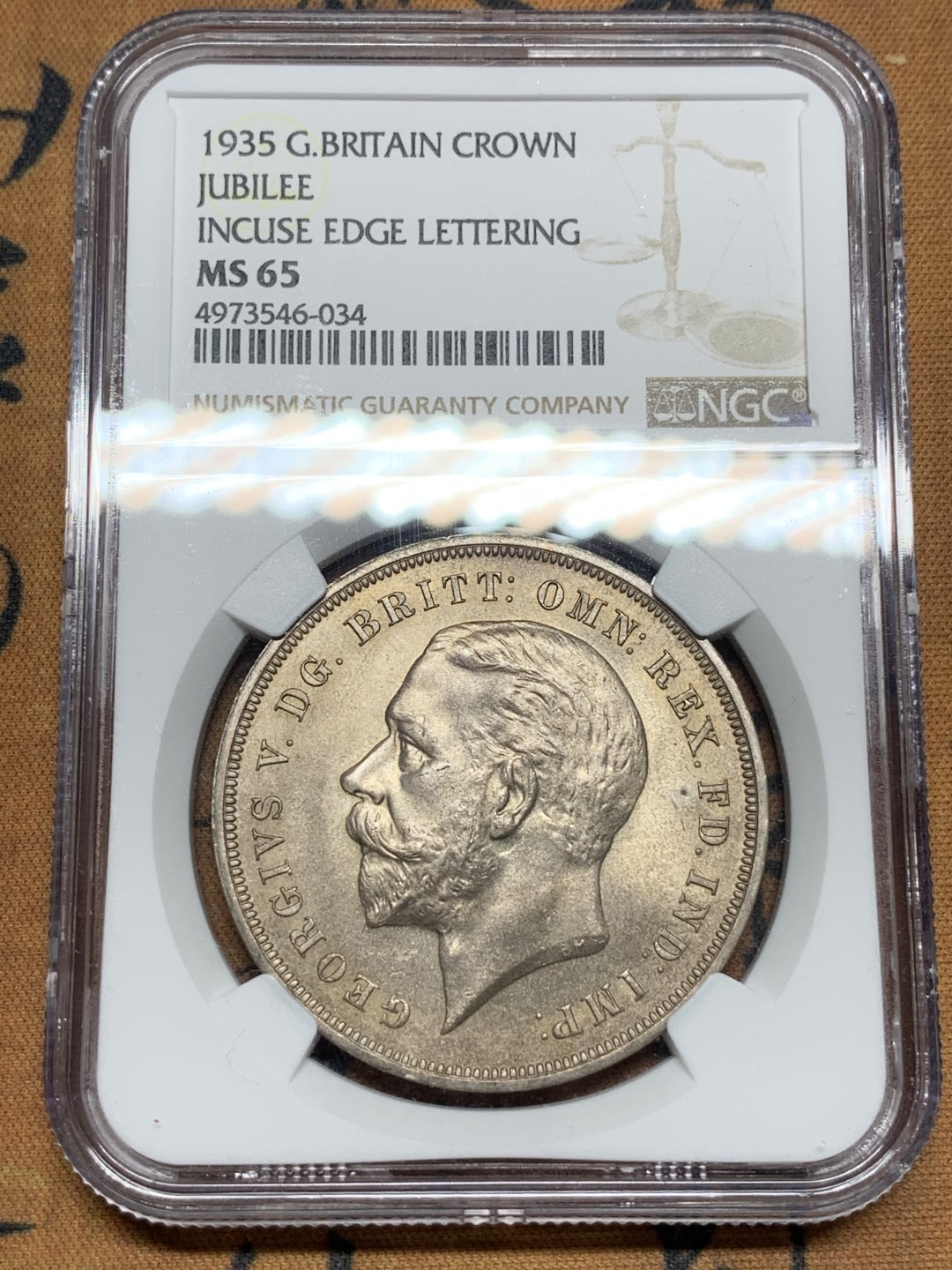《竞宝斋》第115场-周日，周一 ，2场连拍（全场包邮） NGC MS65 高分 原光 英国1935年 乔治五世 木马剑一克朗银币