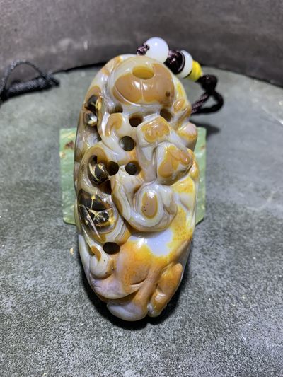 精美高玉化巴西玛瑙镂空雕刻聚宝盆貔貅把件一个！ - 精美高玉化巴西玛瑙镂空雕刻聚宝盆貔貅把件一个！