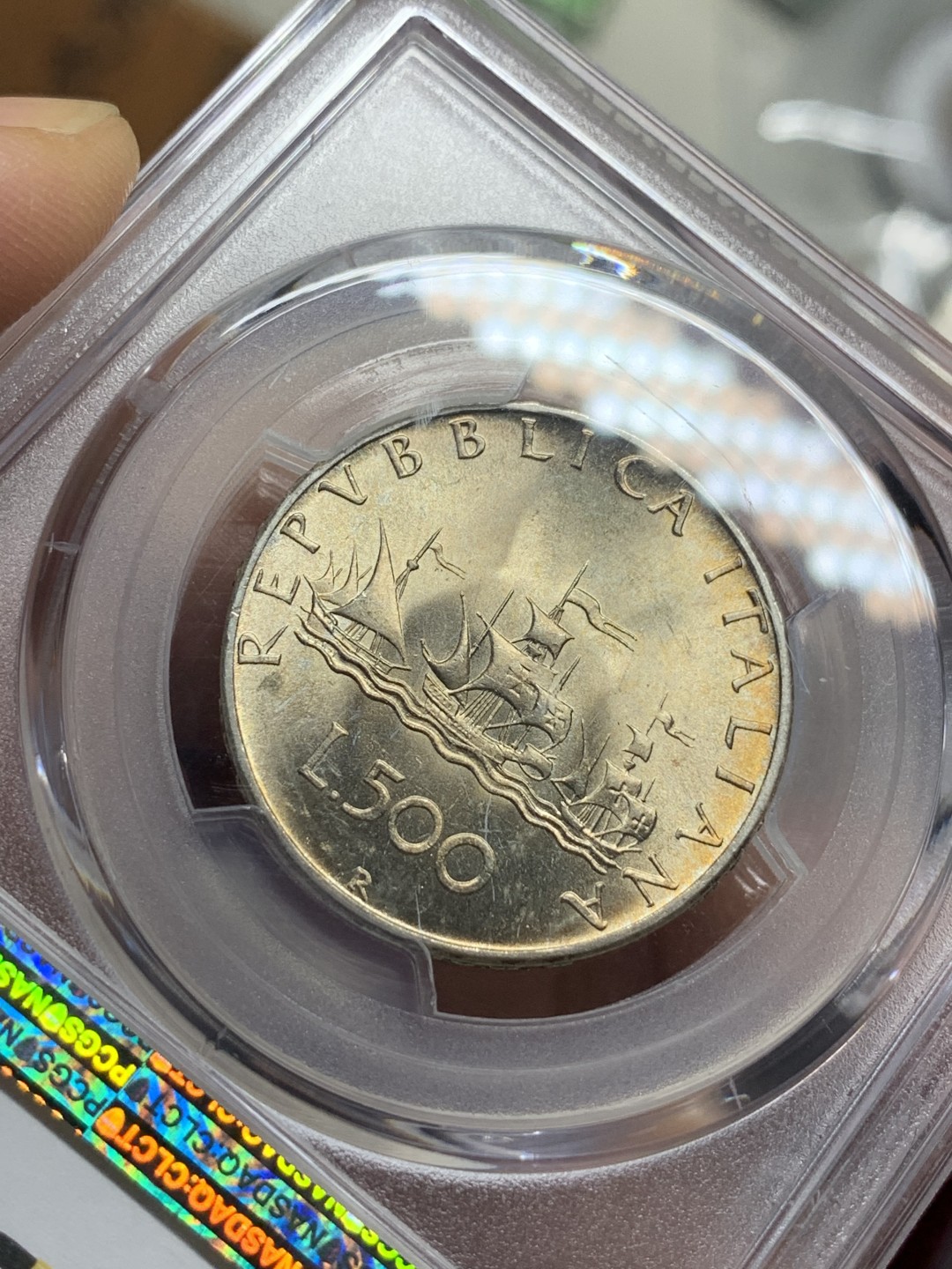 《竞宝斋》第115场-周日，周一 ，2场连拍（全场包邮） PCGS-MS64 意大利帆船少女500里拉 1966R 转光炫目 打制锐利