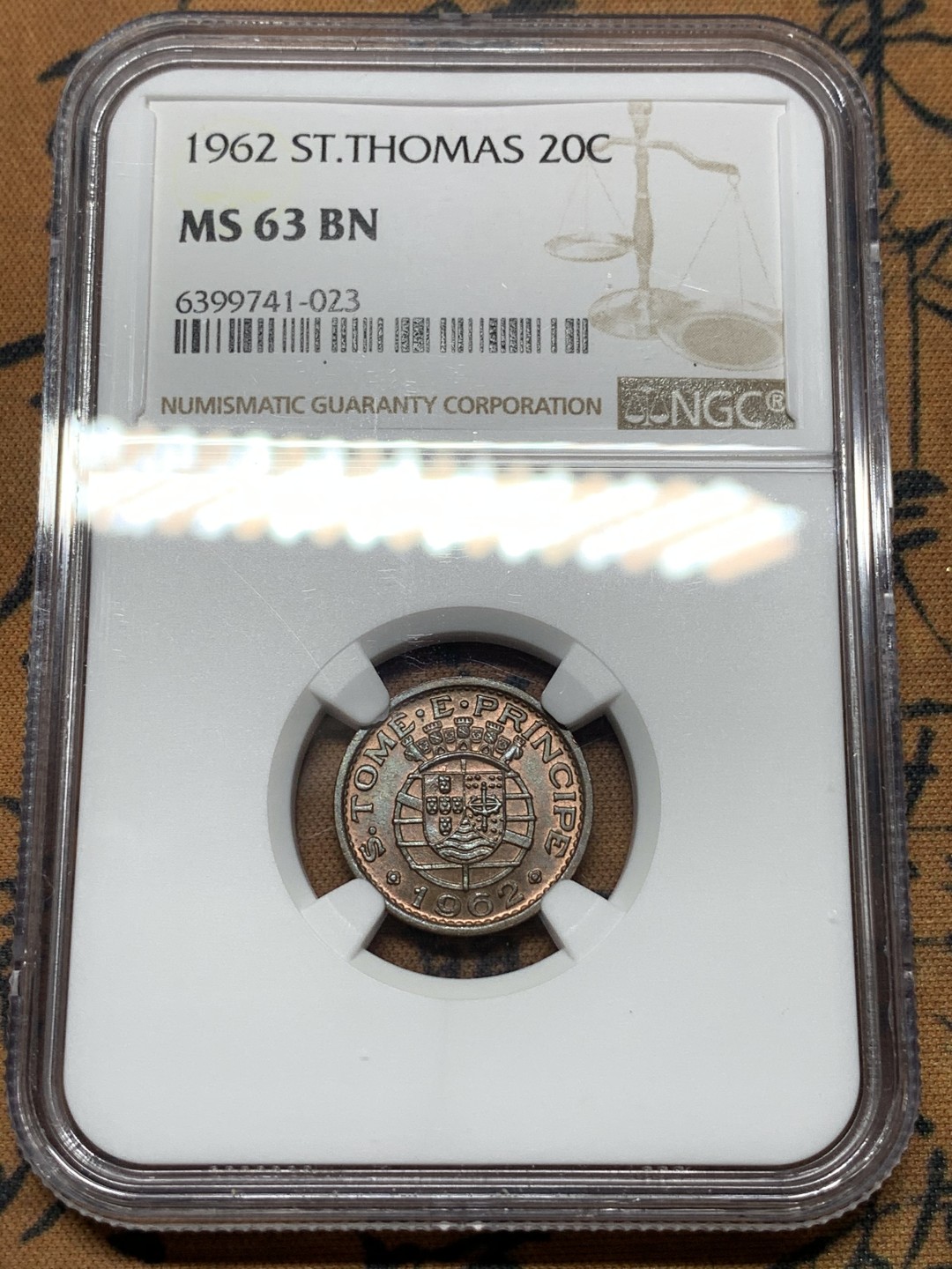 《竞宝斋》第115场-周日，周一 ，2场连拍（全场包邮） NGC MS63BN 葡属圣多美和普林西比1962年20分铜币