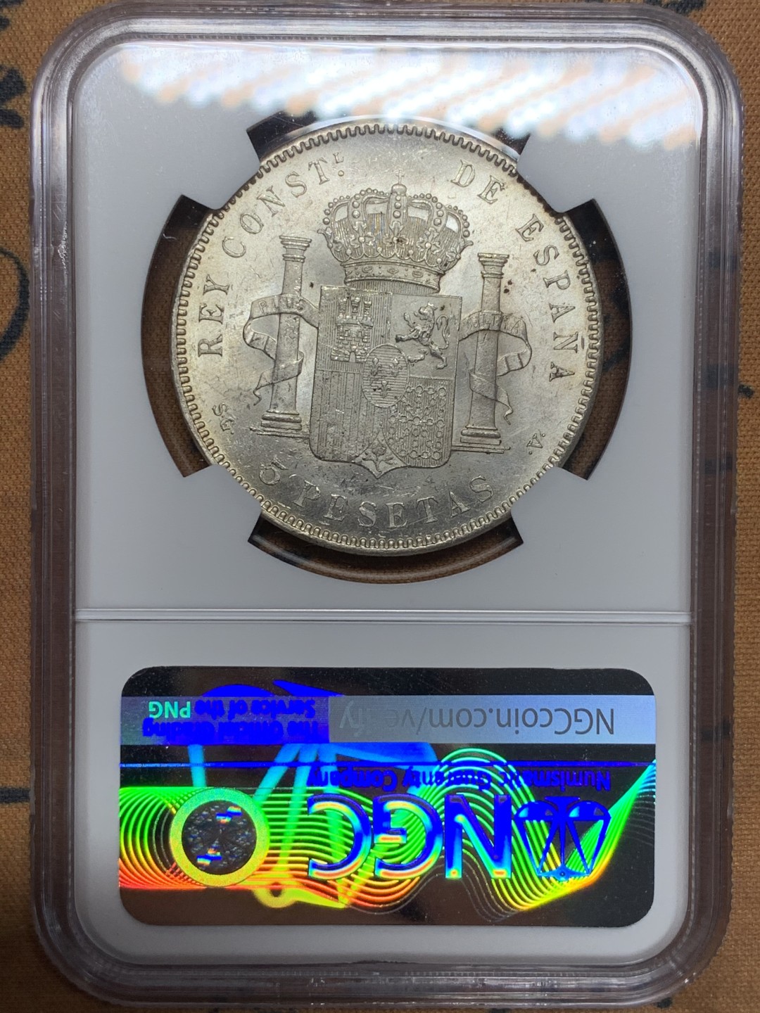 《竞宝斋》第115场-周日，周一 ，2场连拍（全场包邮） NGC UNCD 西班牙1898年双柱5比塞塔大银币