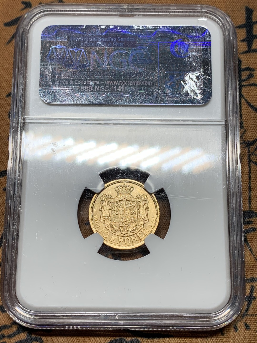 《竞宝斋》第115场-周日，周一 ，2场连拍（全场包邮） NGC MS64 丹麦1909年10克朗金币镜面底板