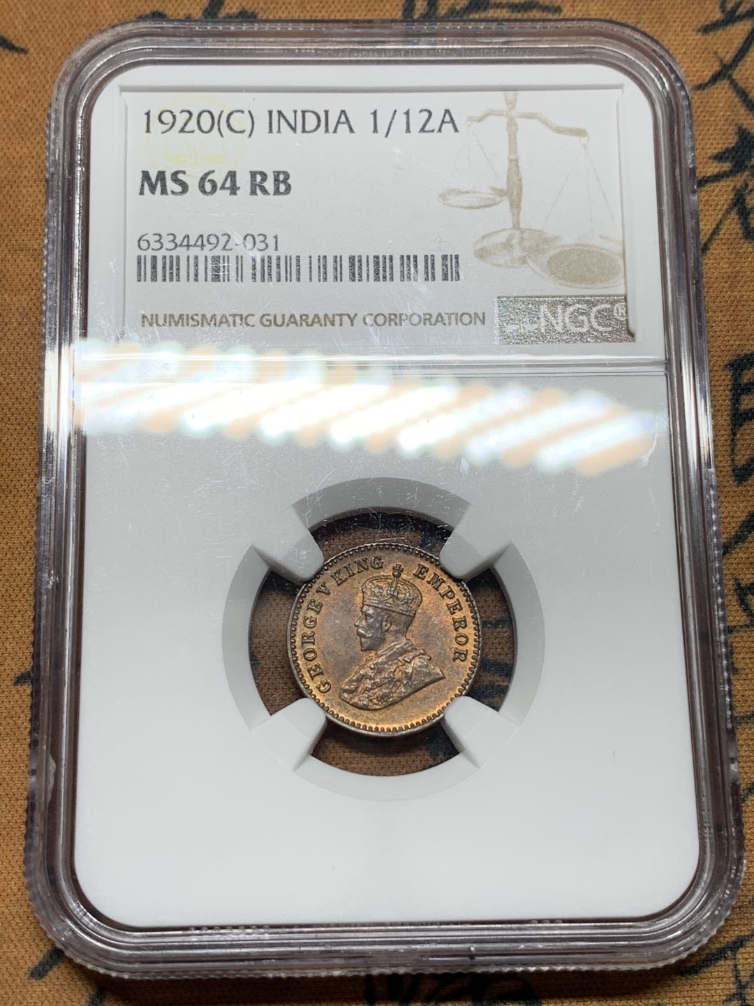 《竞宝斋》第115场-周日，周一 ，2场连拍（全场包邮） NGC MS64 英属印度 1920 乔治五世 1/12安娜 铜币