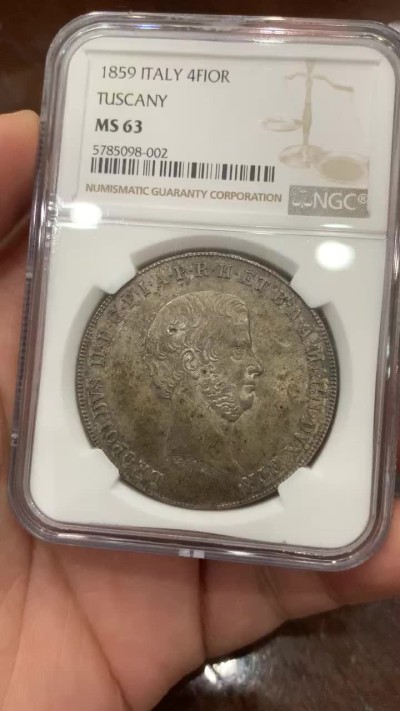 《竞宝斋》第115场-周日，周一 ，2场连拍（全场包邮） NGC-MS63季军分 意大利托斯卡纳1859年末年版1弗朗切斯科大银币，少见精品，包浆醇厚且带彩，打制精湛徽章设计精巧，实物非常漂亮