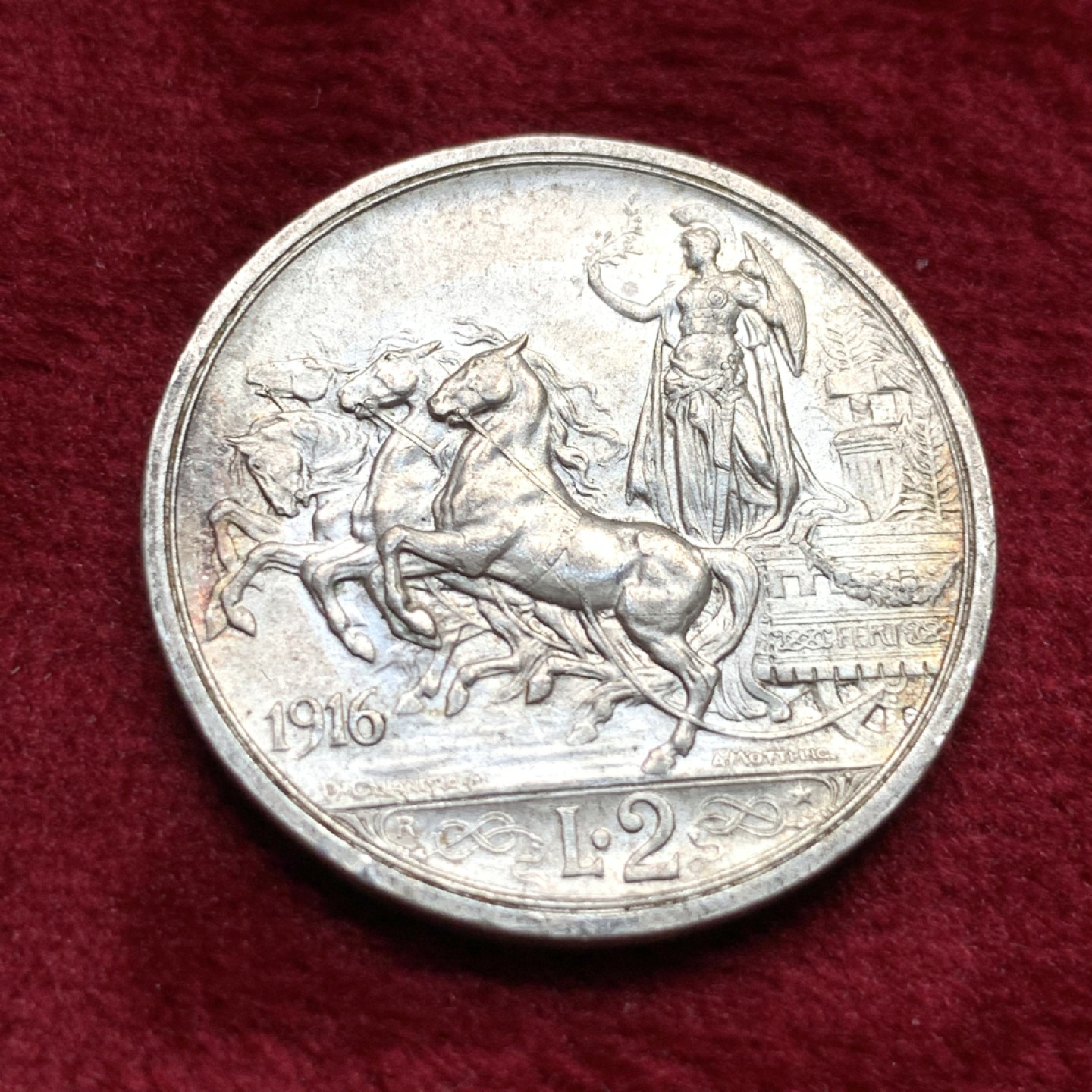 《竞宝斋》第116场-周日，周一 ，2场连拍（全场包邮） 意大利 1916年 2立马 马车银币 细节好 正面深包浆