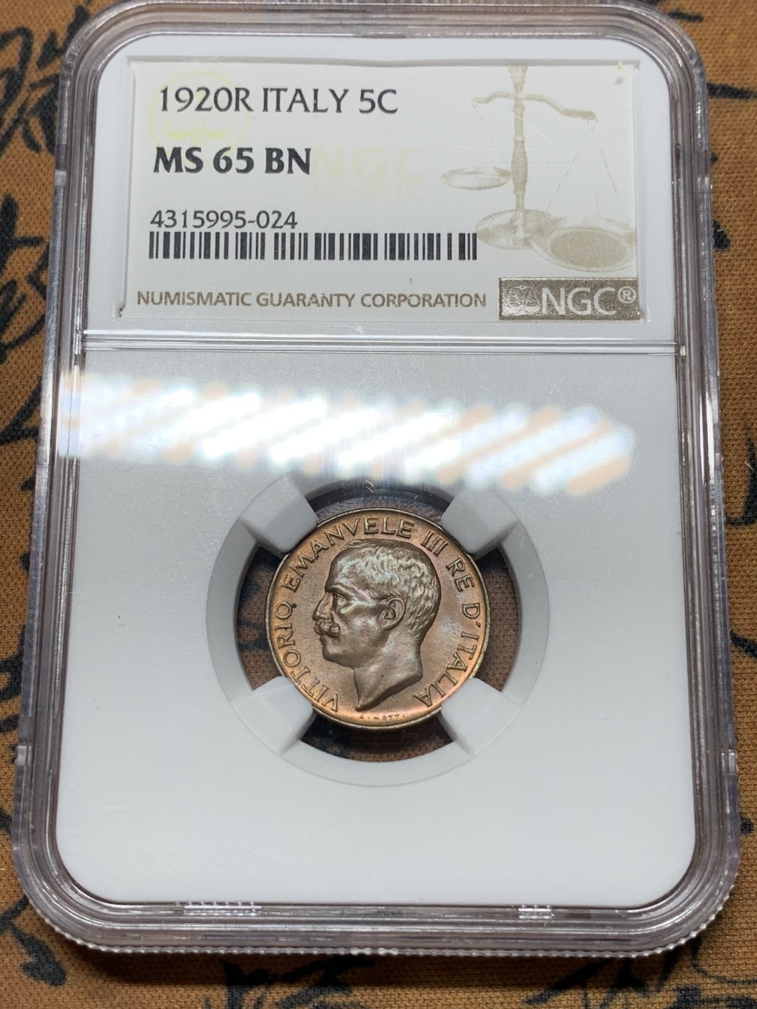 《竞宝斋》第116场-周日，周一 ，2场连拍（全场包邮） NGC MS65BN 意大利1920年国王伊曼纽尔三世头像5分铜币，高分不易