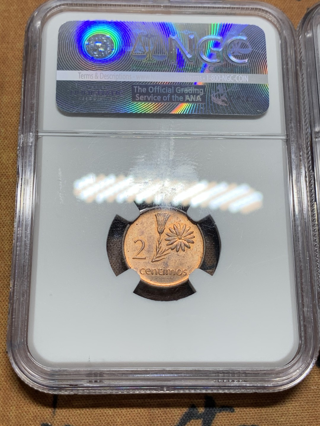 《竞宝斋》第116场-周日，周一 ，2场连拍（全场包邮） NGC-MS63/65RB 莫桑比克 1975年2C、5C铜币一对，该国第一套流通硬币铸造少，该国名誉品。2C为亚军分，往上只有一枚66；5C为季军分