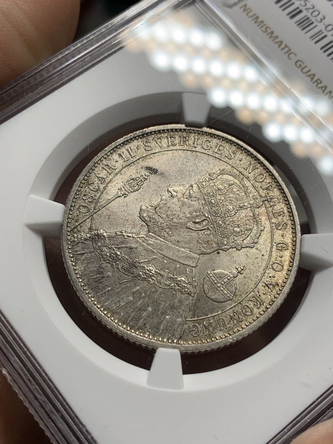 《竞宝斋》第116场-周日，周一 ，2场连拍（全场包邮） NGC-MS63 瑞典1897年 加冕纪念2克朗大银币 原光带点彩 非常漂亮