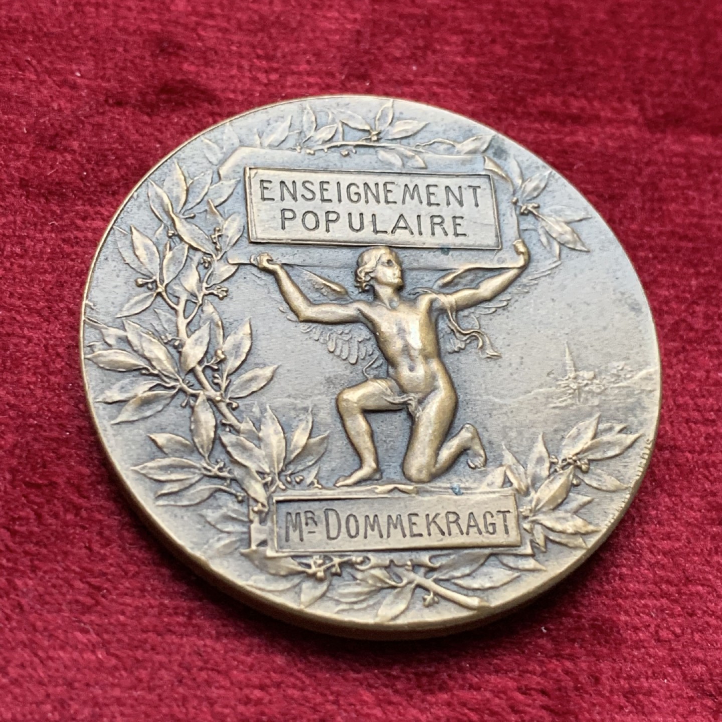 《竞宝斋》第116场-周日，周一 ，2场连拍（全场包邮） 法国19世纪铜章，玛丽安娜头像，背铭记民主，边铭丰饶角BR，重量36.22g，直径41.39mm