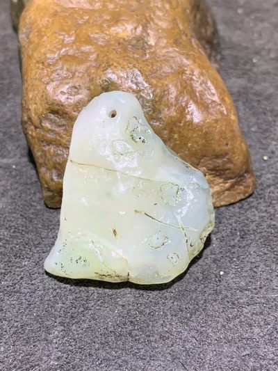 天然戈壁阿拉善玛瑙原石吊坠一个， - 天然戈壁阿拉善玛瑙原石吊坠一个，