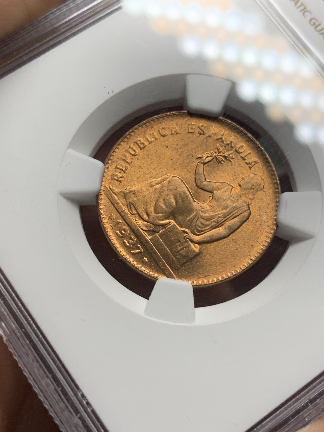 《竞宝斋》第116场-周日，周一 ，2场连拍（全场包邮） NGC-MS65RD 1937年 西班牙内战50分铜币，坐人女神。内战辅币，顶级分数，难得RD级别满铜光