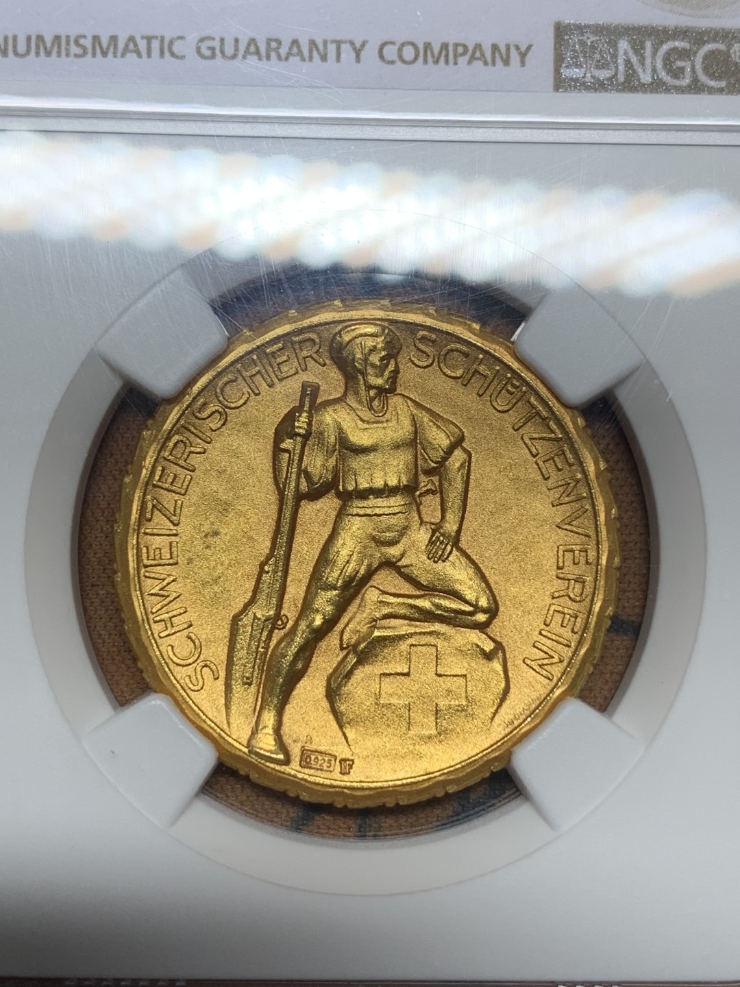 《竞宝斋》第116场-周日，周一 ，2场连拍（全场包邮） NGC MS66  1920-30年代瑞士射击节镀金银章 完美品相状态