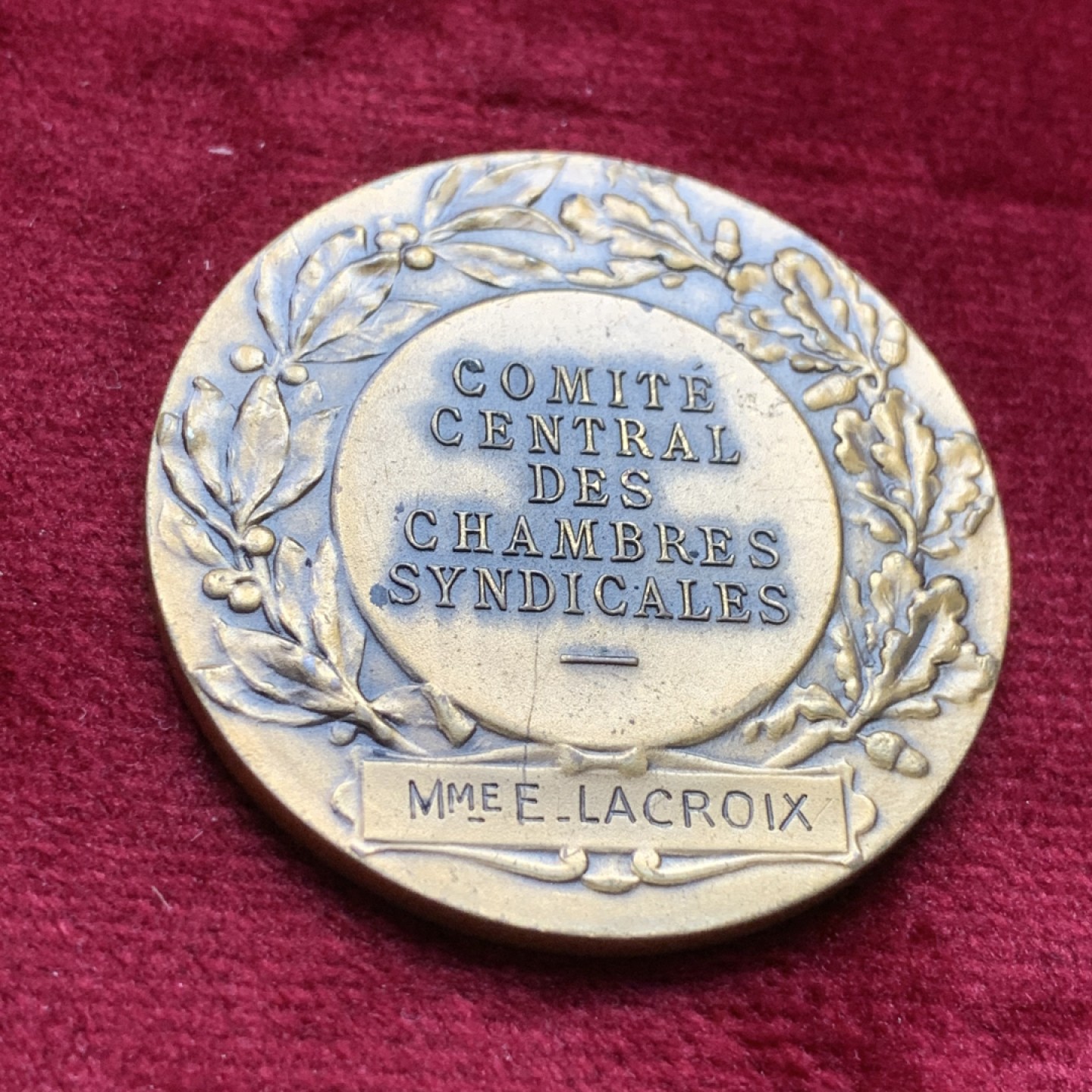 《竞宝斋》第116场-周日，周一 ，2场连拍（全场包邮） 法国19世纪铜章，戎装鸡冠玛丽安娜，领口射箭，原光透亮，重量29.9g，直径41.25mm