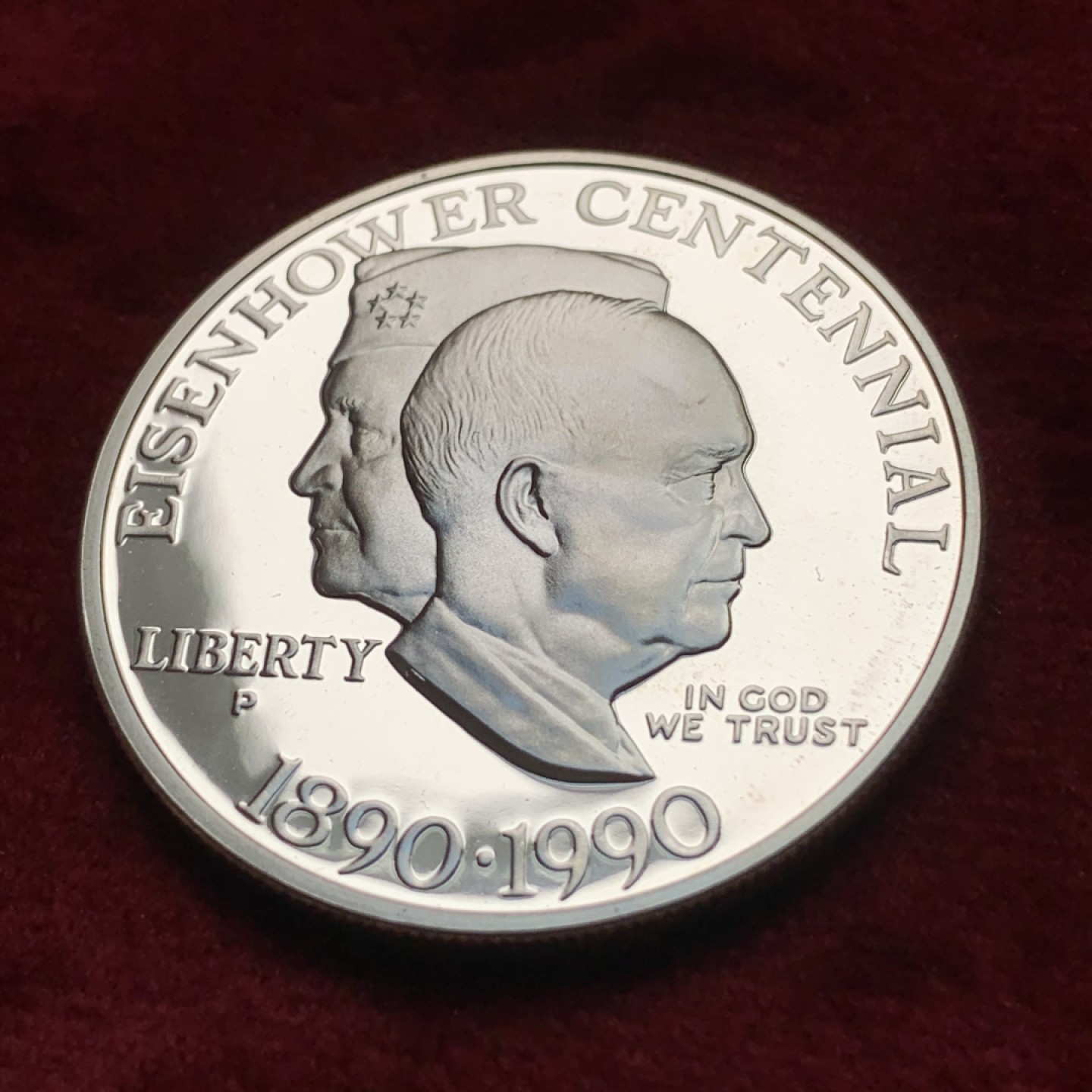 《竞宝斋》第116场-周日，周一 ，2场连拍（全场包邮） 美国1990年 精制版 艾森豪威尔百年纪念  1美元 大银币  38.1mm 26.73克