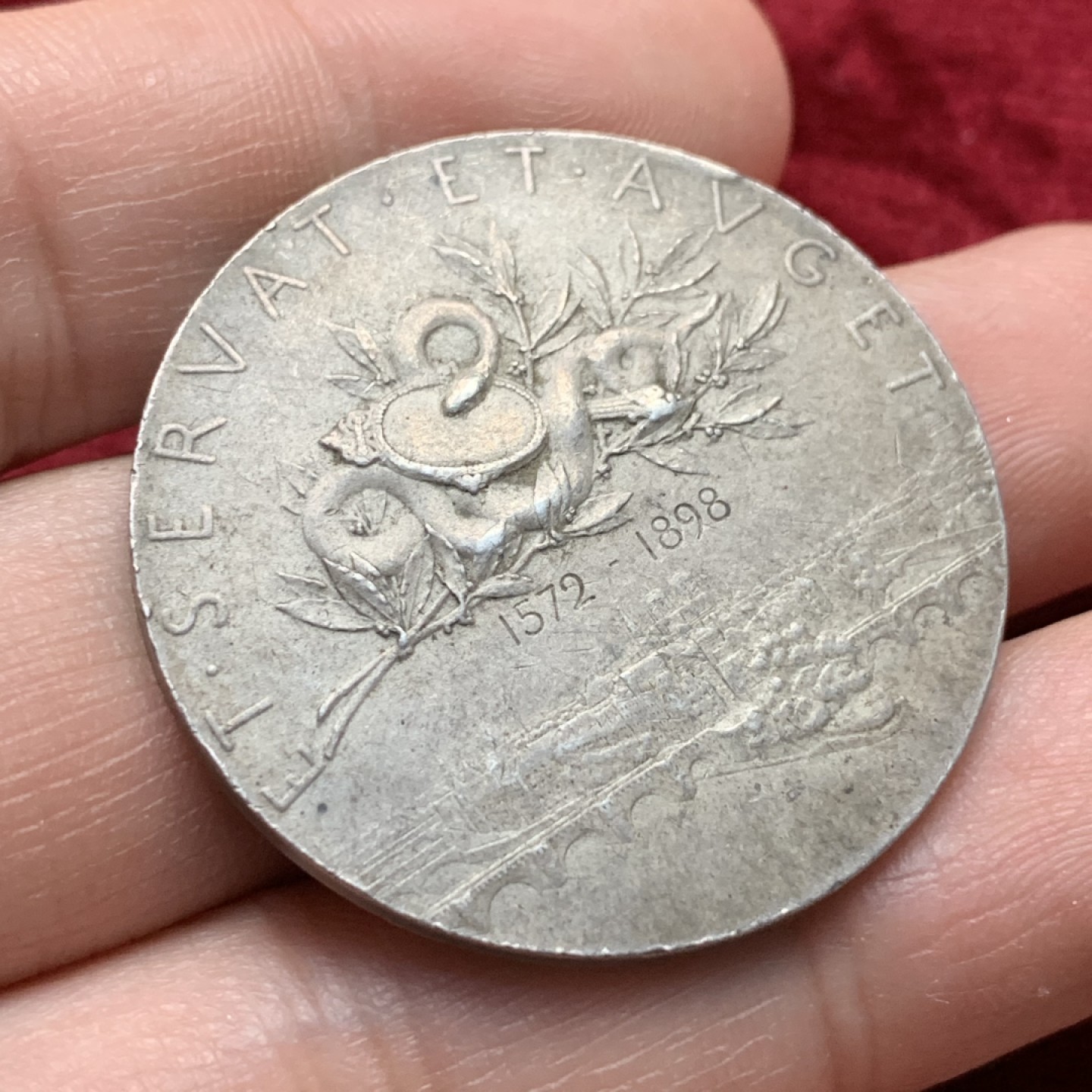 《竞宝斋》第116场-周日，周一 ，2场连拍（全场包邮） 罗蒂作品 法国 1898年 巴黎证券交易所 银章 欧洲原味深灰包浆 21.9克 37mm直径 丰饶角边铭 银标