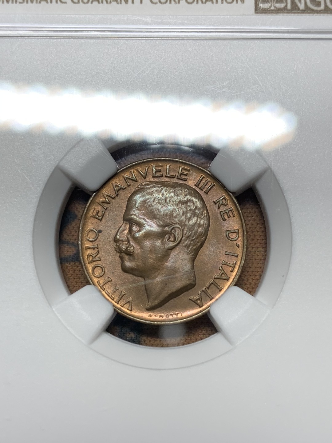 《竞宝斋》第116场-周日，周一 ，2场连拍（全场包邮） NGC MS65BN 意大利1920年国王伊曼纽尔三世头像5分铜币，高分不易