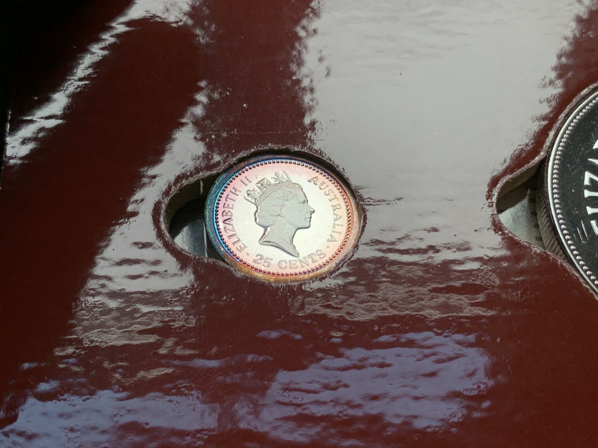 《竞宝斋》第116场-周日，周一 ，2场连拍（全场包邮） 澳大利亚 1988年 2枚套 子母币 两枚可合二为一 设计巧妙 原册难得 999银 40克合计