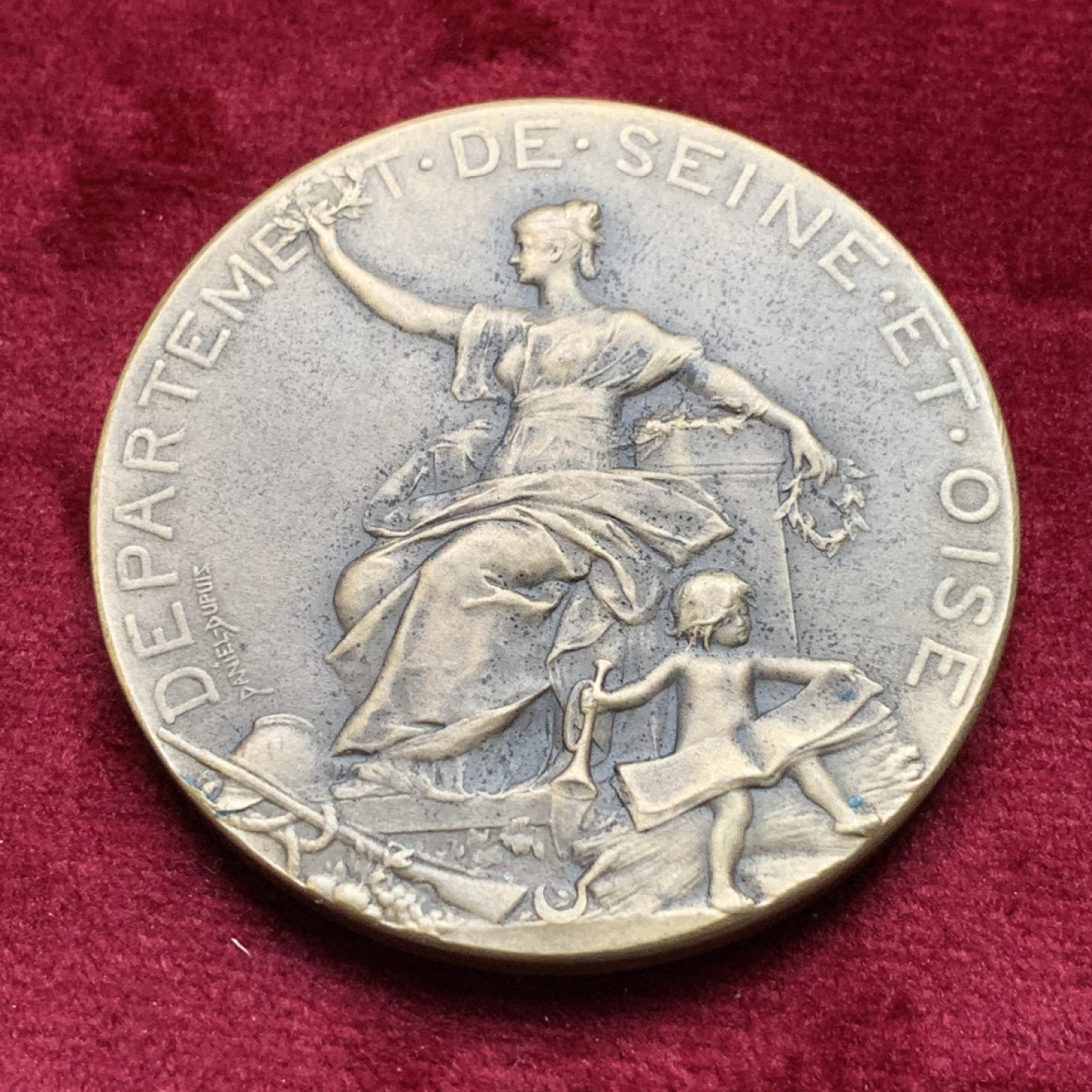 《竞宝斋》第116场-周日，周一 ，2场连拍（全场包邮） 法国19世纪铜章，塞纳和瓦兹，女神花环，边铭丰饶角BR，重量71.8g，直径50.51mm