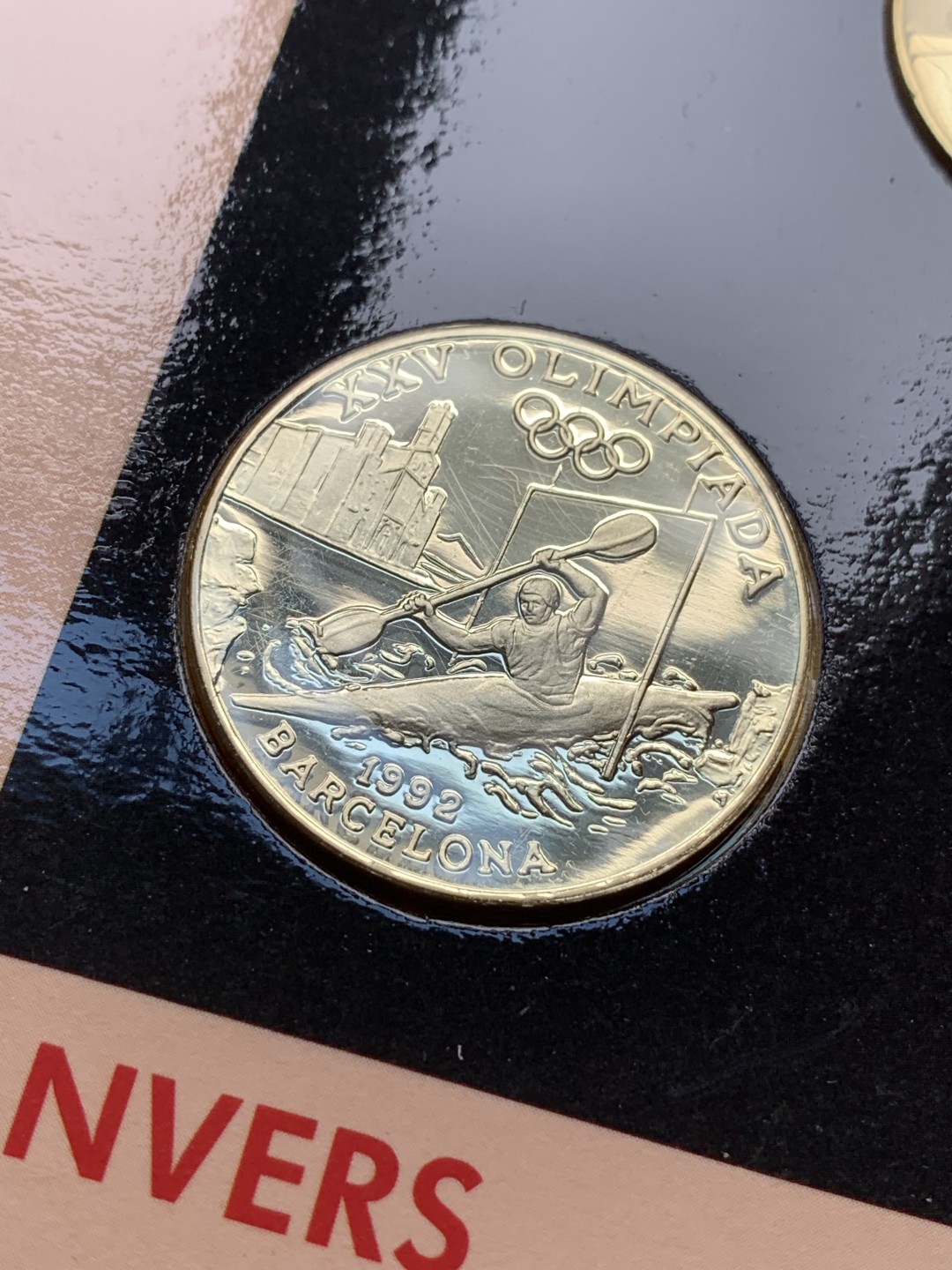 《竞宝斋》第116场-周日，周一 ，2场连拍（全场包邮） 卡装证书 安道尔1992年 足球、皮划艇 10/20第纳尔精制大银币 12克和16克=共28克 925银