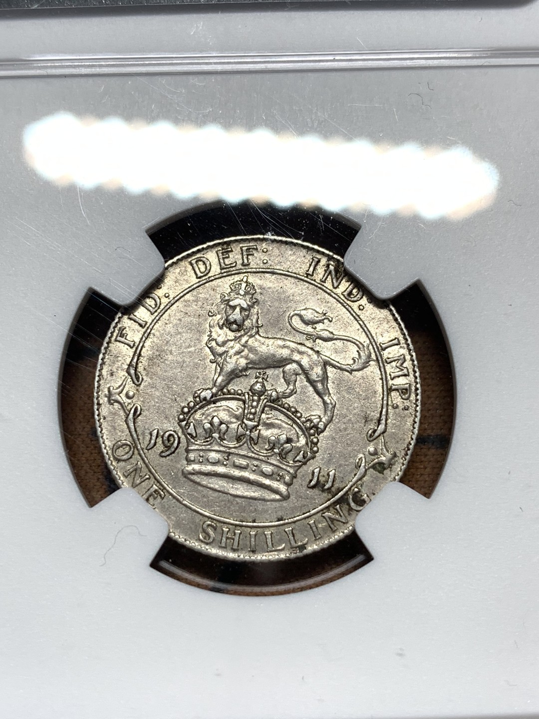 《竞宝斋》第116场-周日，周一 ，2场连拍（全场包邮） NGC AU58 英国 1911年乔治 五世 1先令铜币 原味包浆带底光 925高银版本