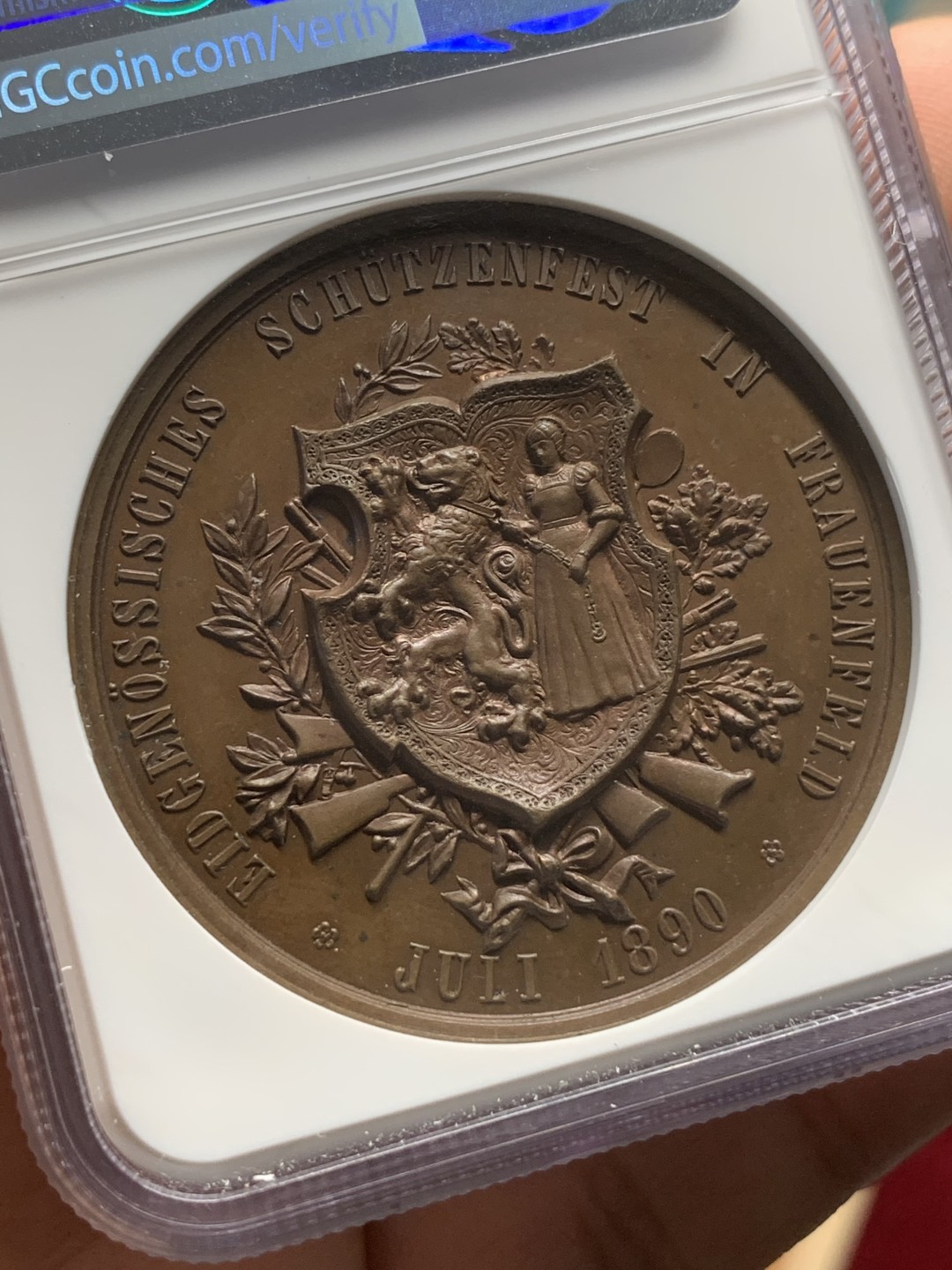 《竞宝斋》第116场-周日，周一 ，2场连拍（全场包邮） NGC MS64 1890年瑞士弗劳恩菲尔德射击节铜章，高浮雕铜章，高分品质