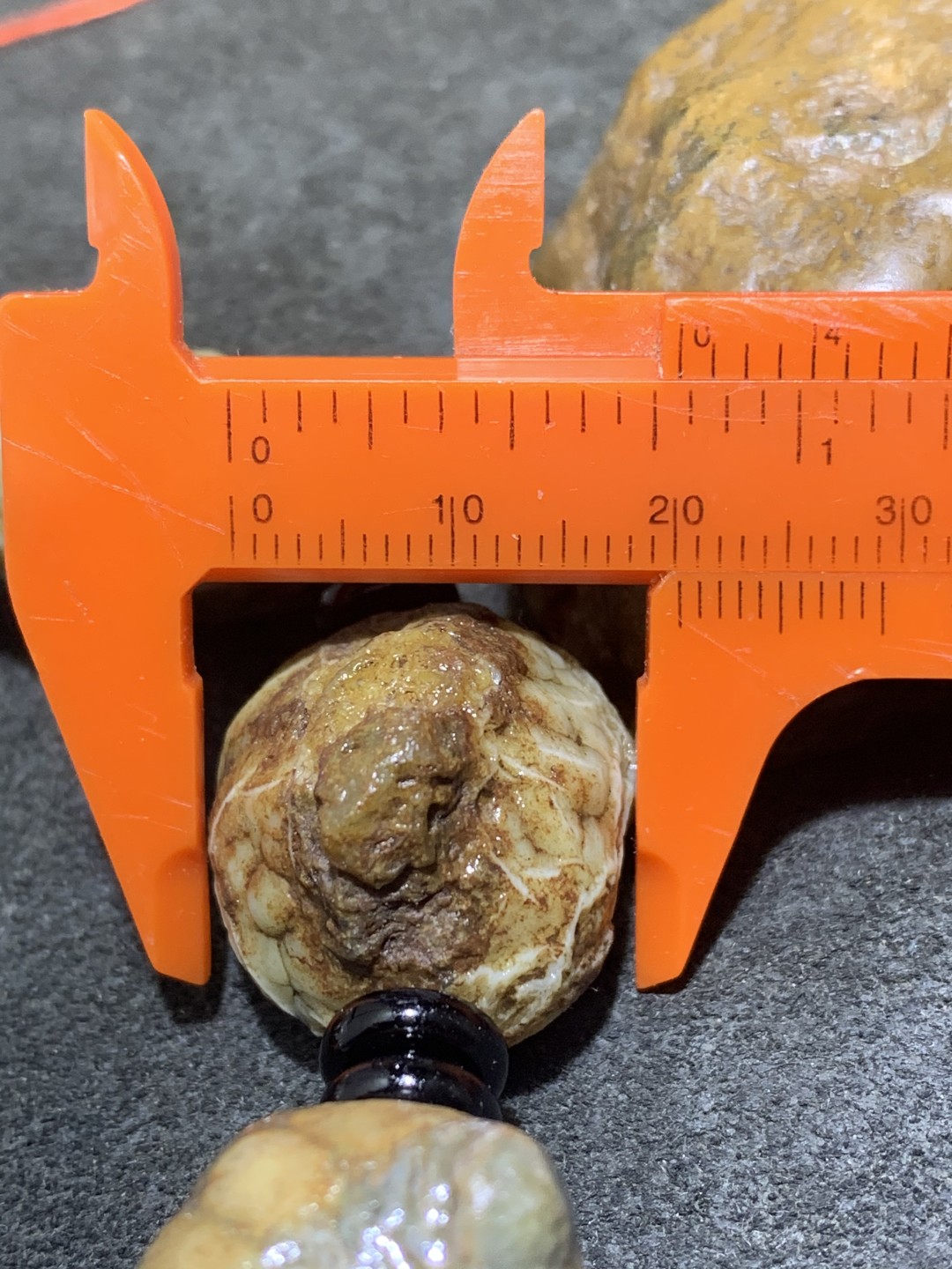精美戈壁阿拉善多宝筋脉石大颗粒手串一条，